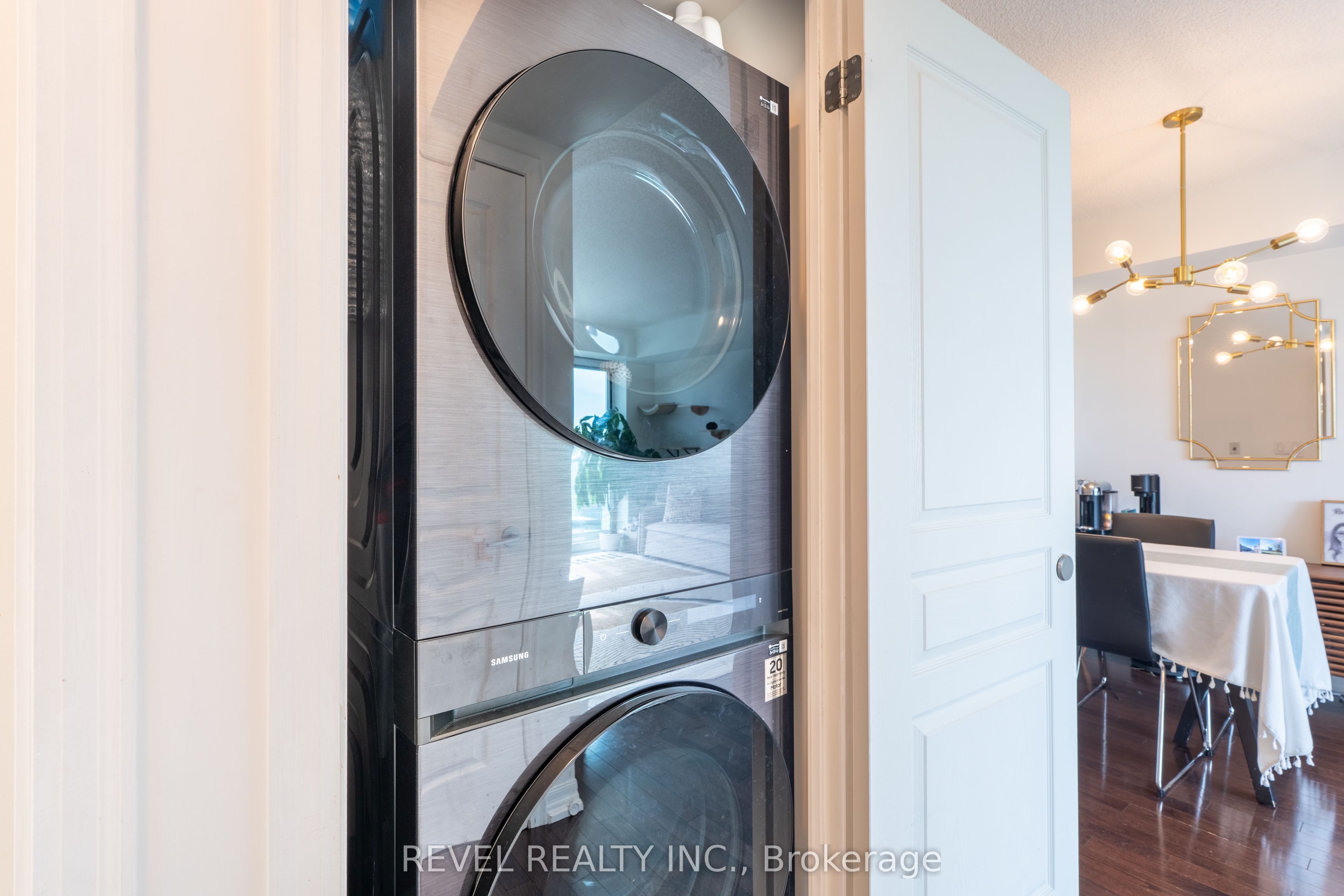 1403 Royal York Road 603 Property Photo 17