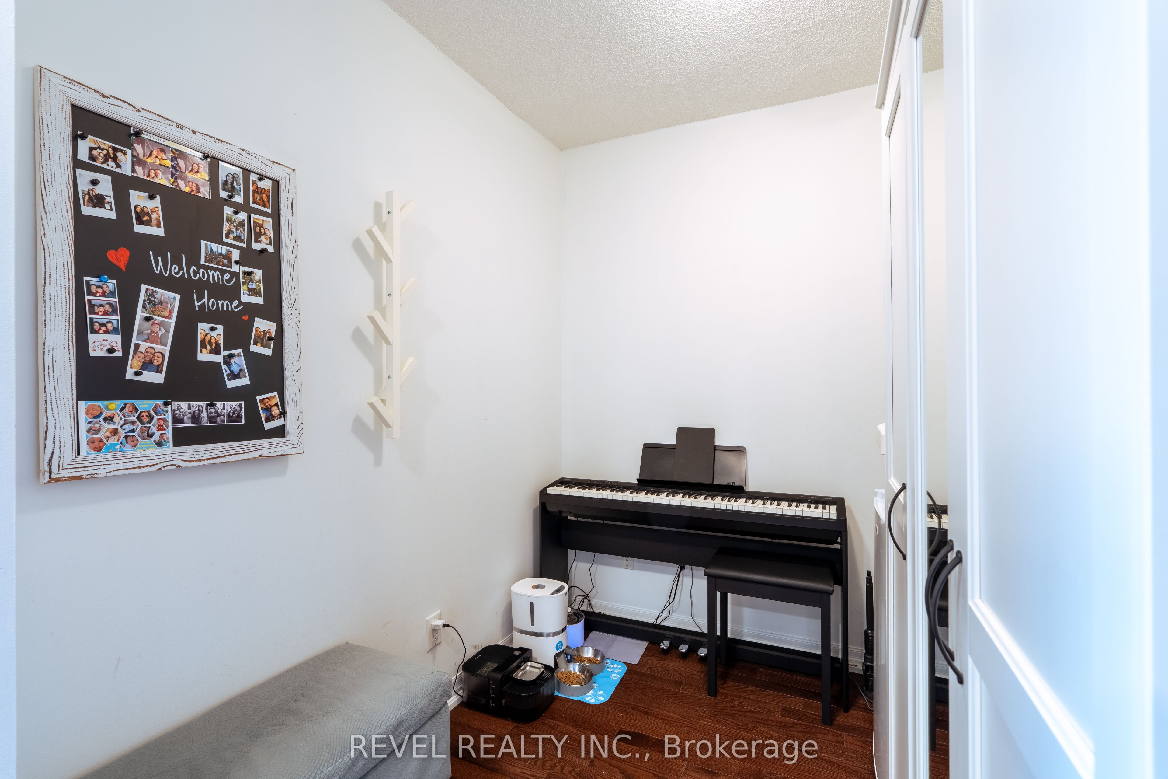 1403 Royal York Road 603 Property Photo 18