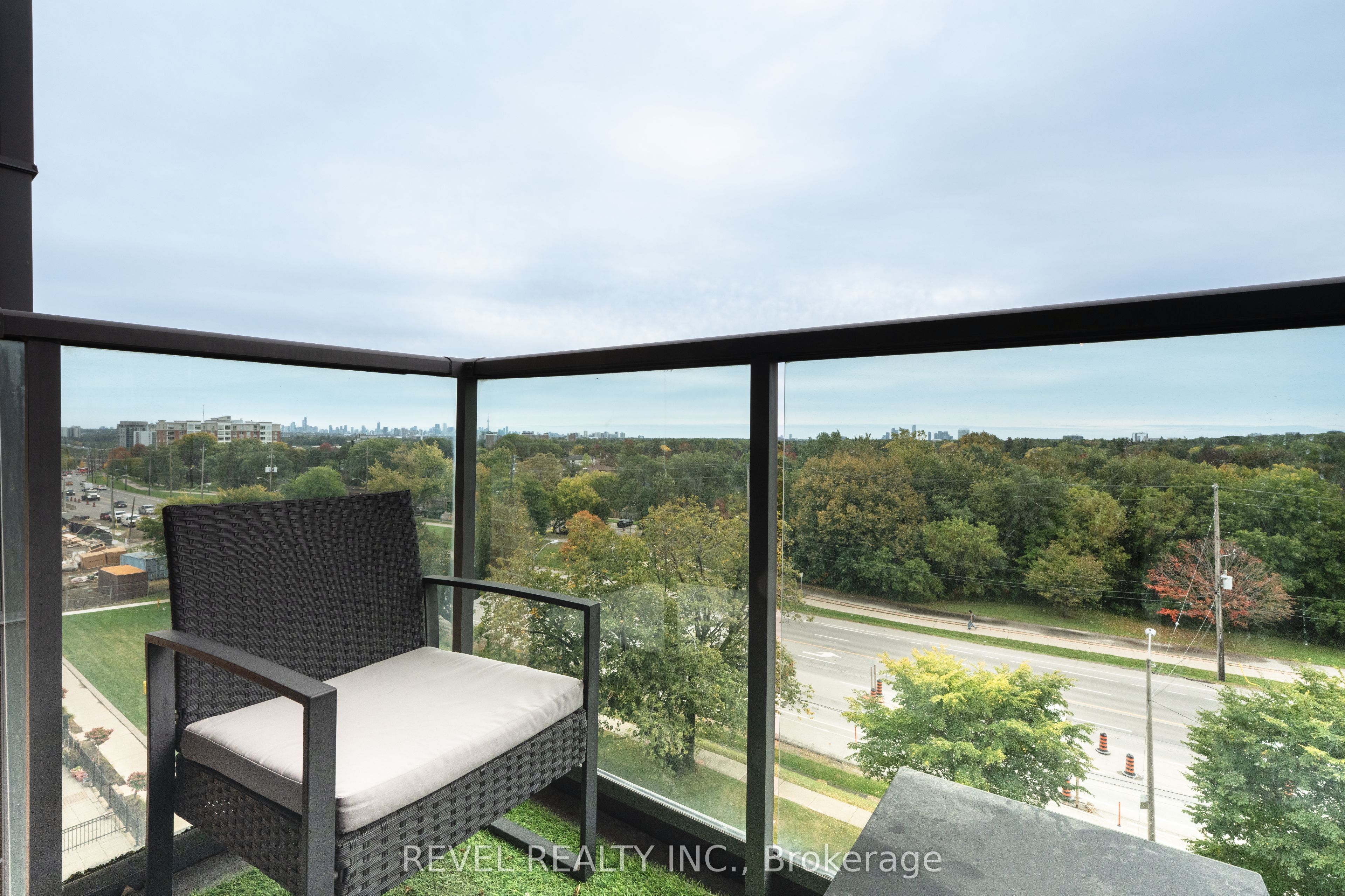 1403 Royal York Road 603 Property Photo 21