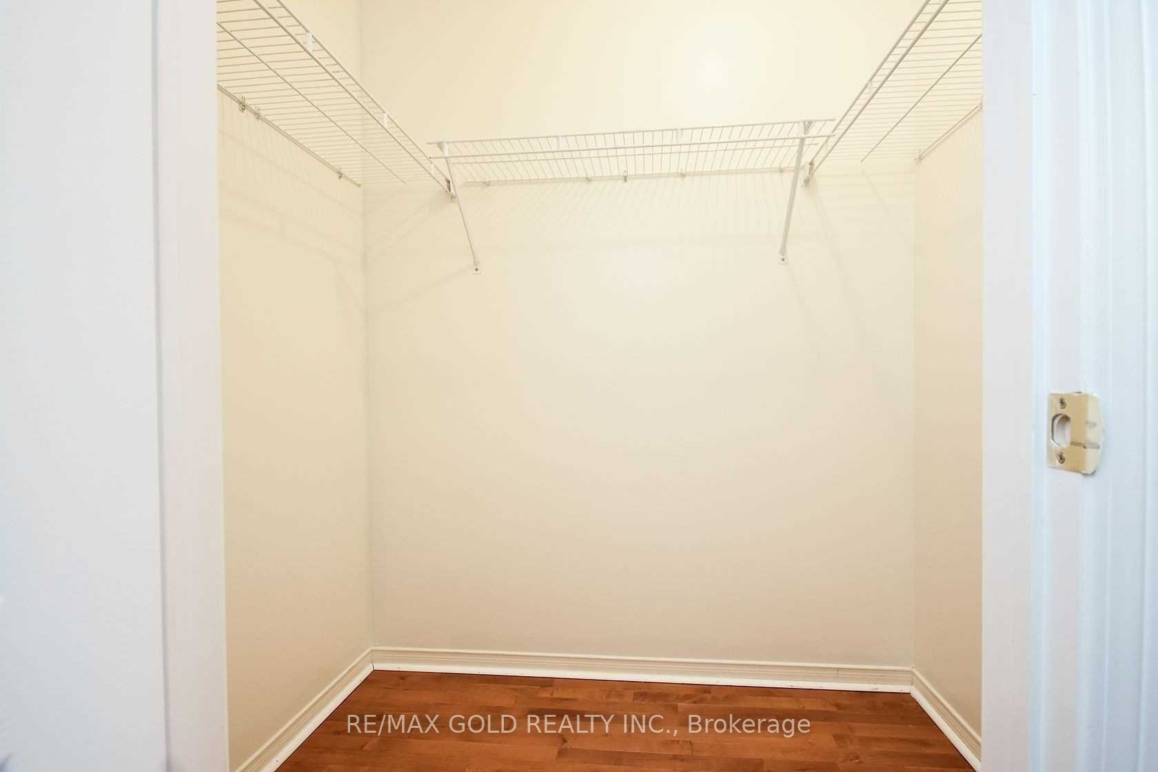 3289 Carabella Way Property Photo 18