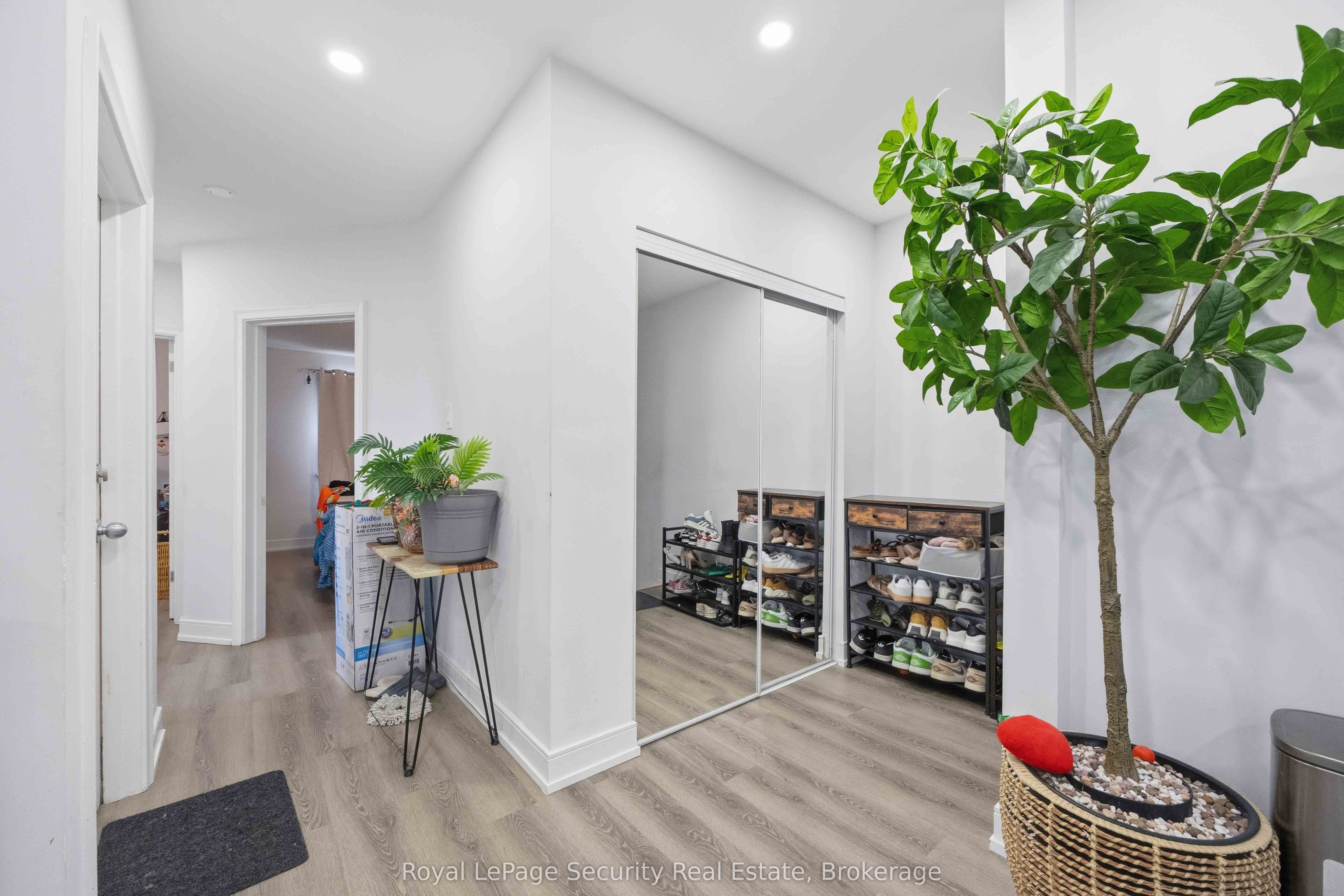 58 Leduc Drive 3 Property Photo 3