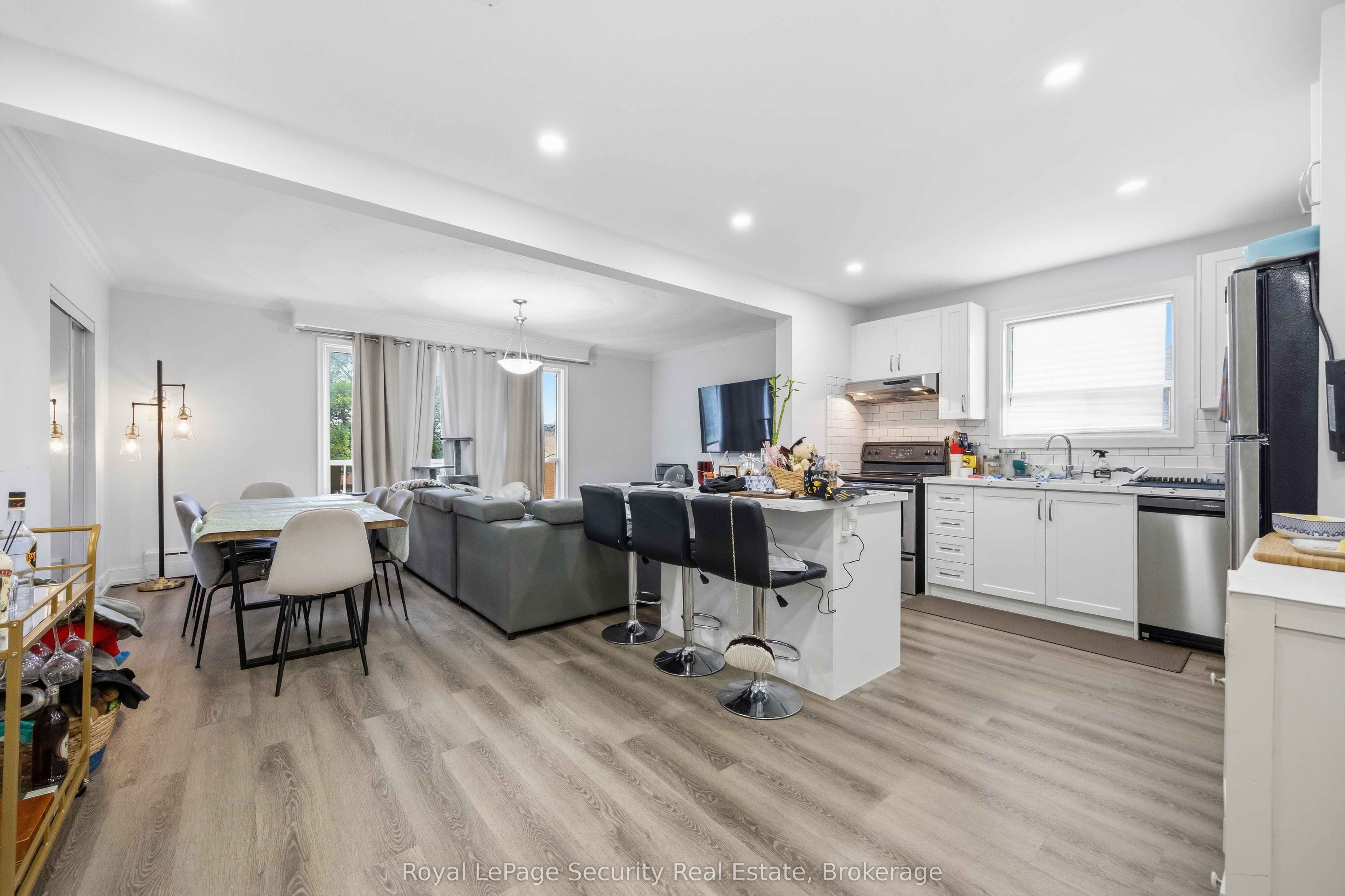 58 Leduc Drive 3 Property Photo 4