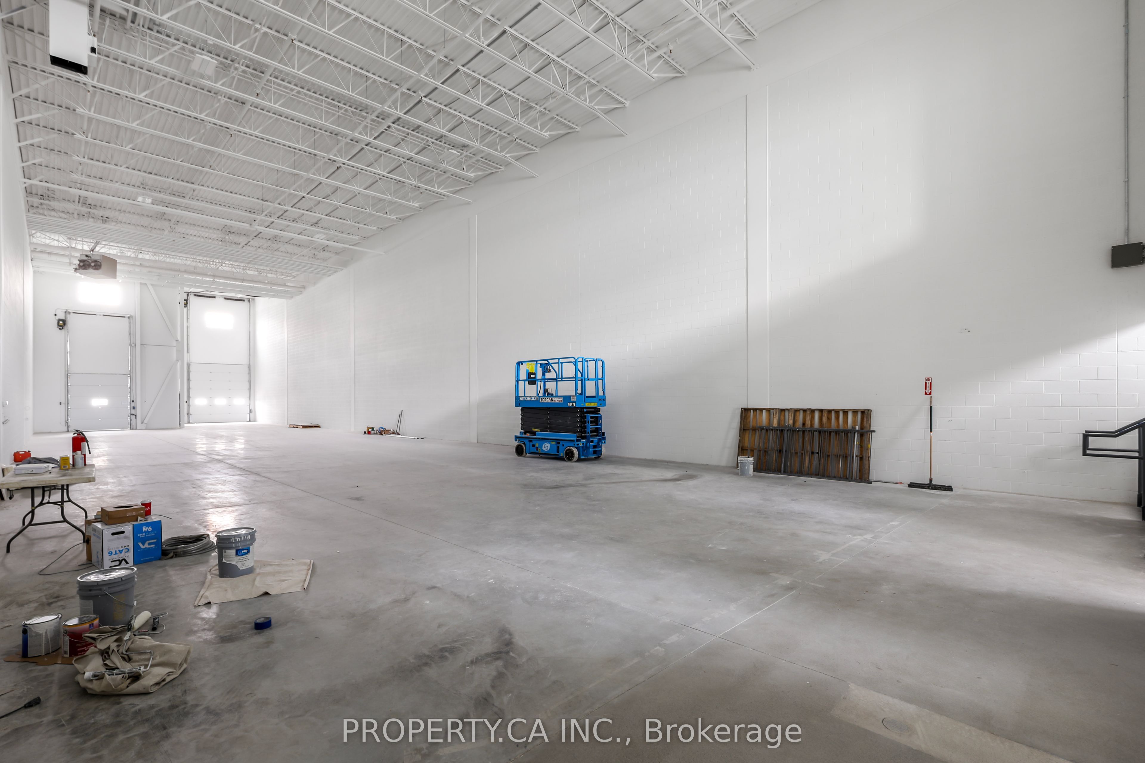 111 Steinway Boulevard A4 Property Photo 4
