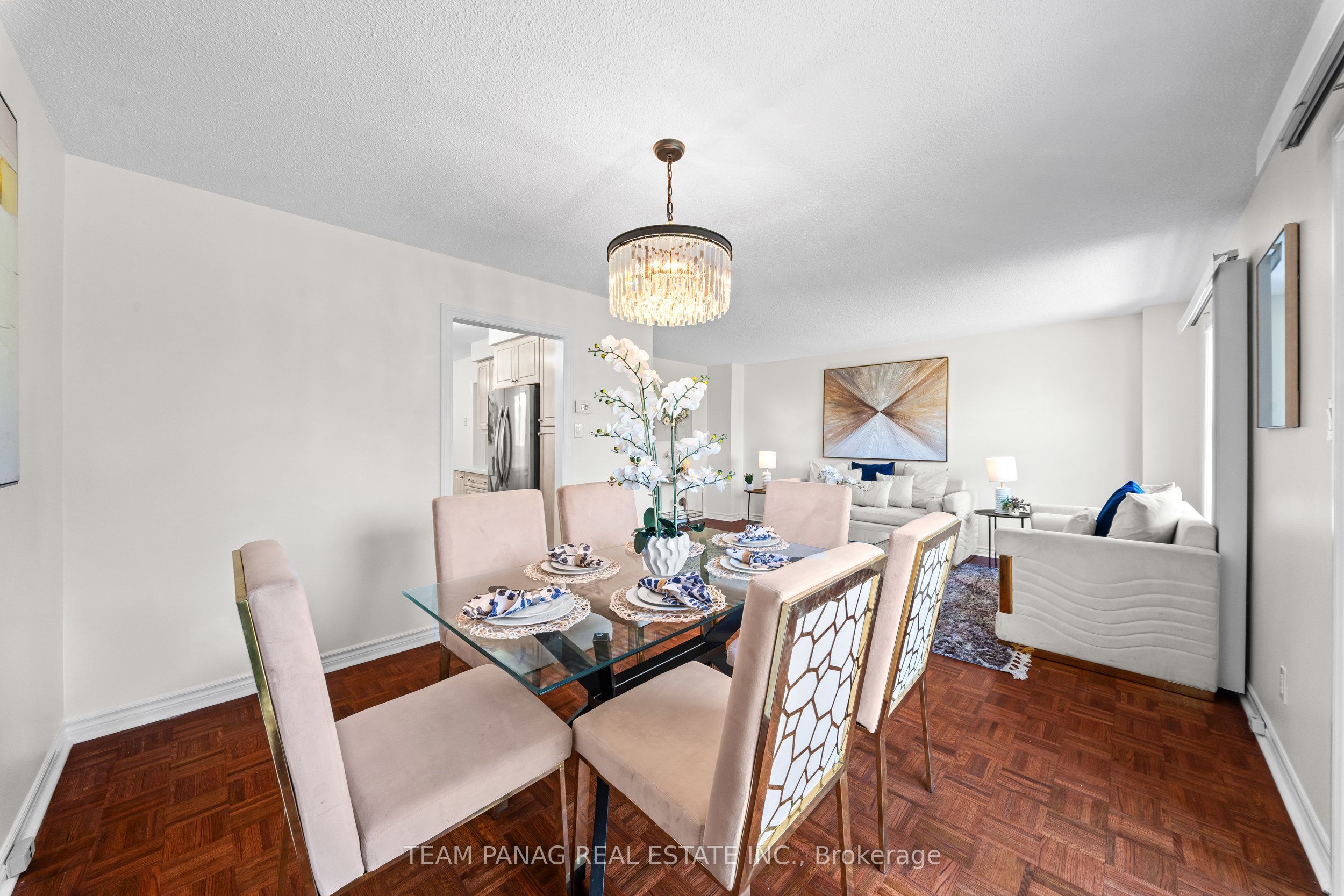 42 Kingknoll Drive Property Photo 16