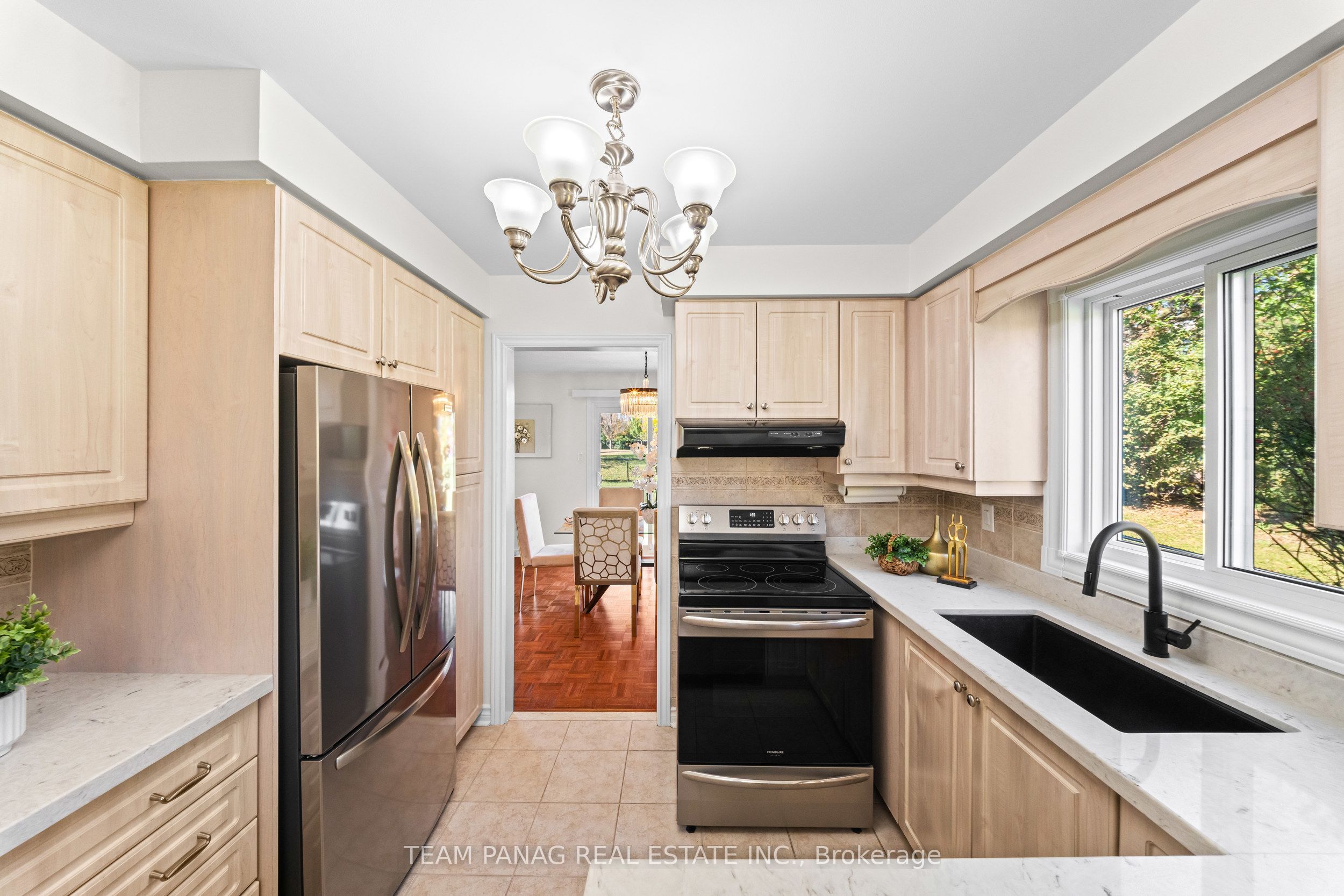 42 Kingknoll Drive Property Photo 18