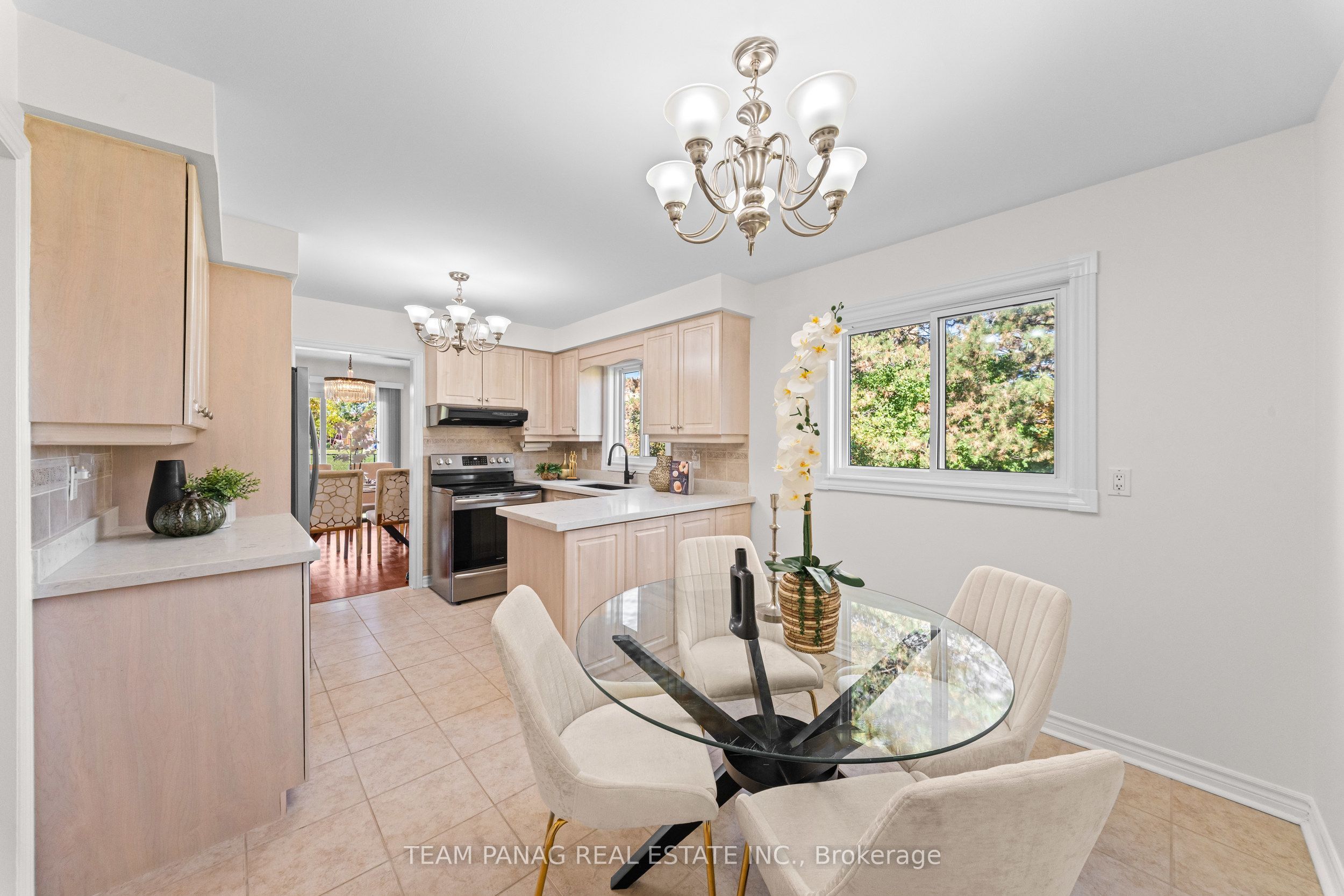 42 Kingknoll Drive Property Photo 22