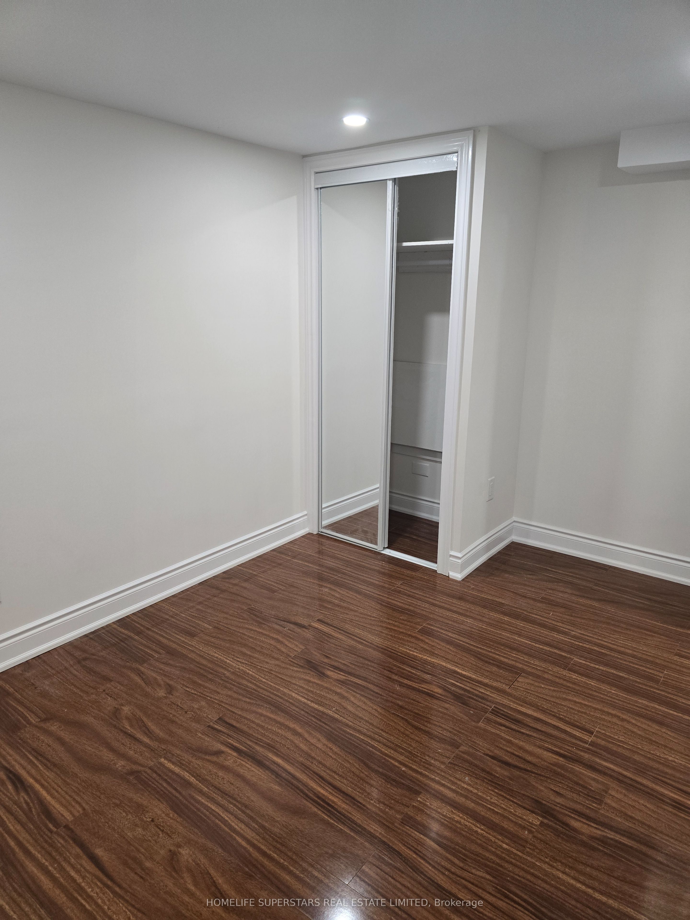 918 Islington (bsmnt) Avenue Property Photo 7