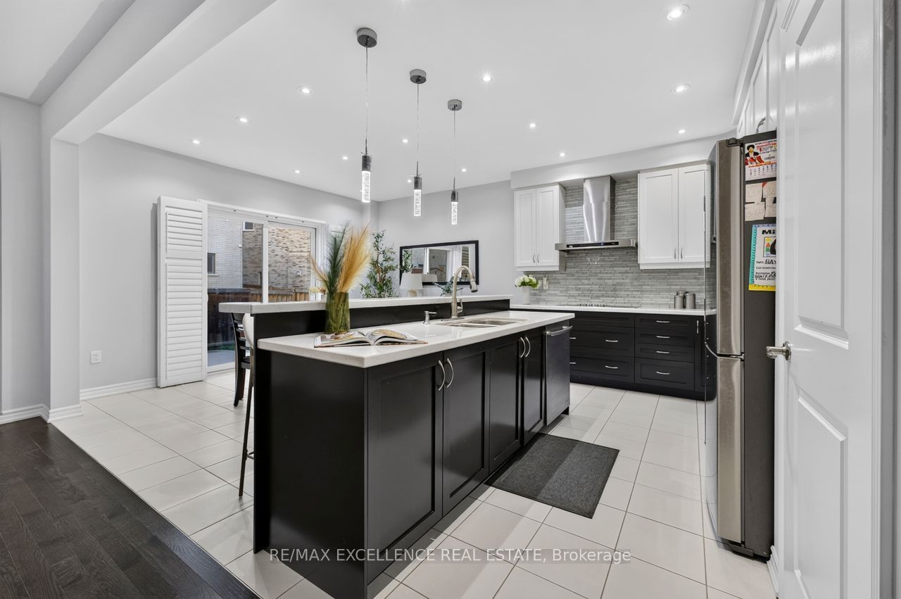 451 Brisdale Drive Property Photo 11