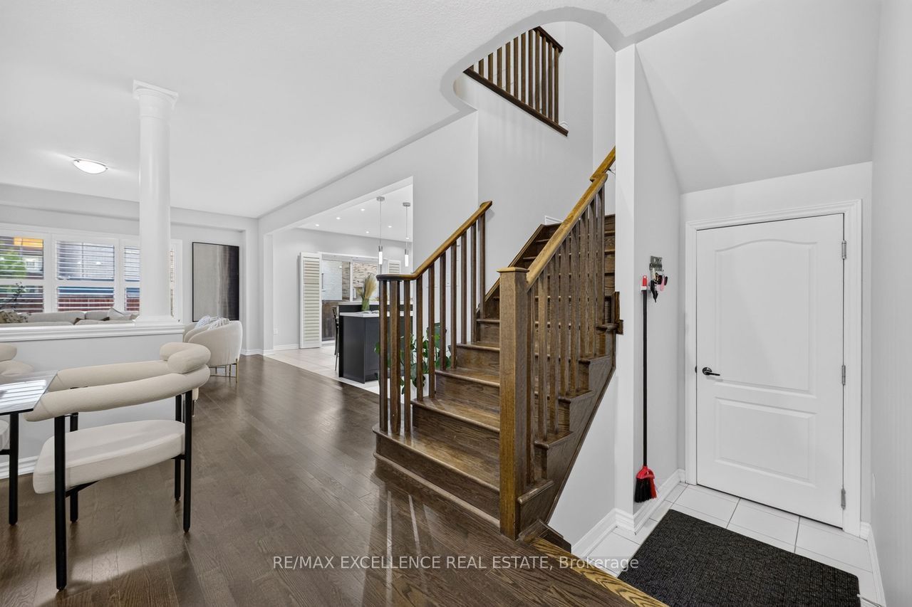451 Brisdale Drive Property Photo 14