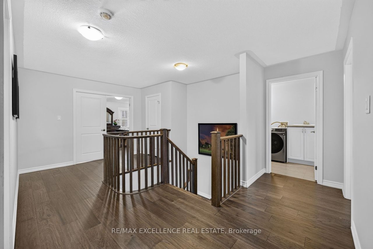 451 Brisdale Drive Property Photo 15