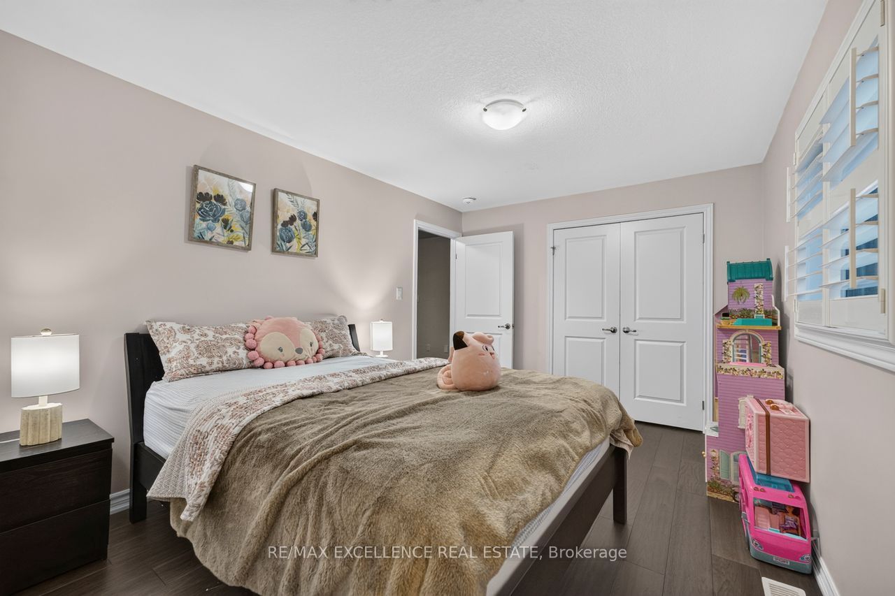451 Brisdale Drive Property Photo 25