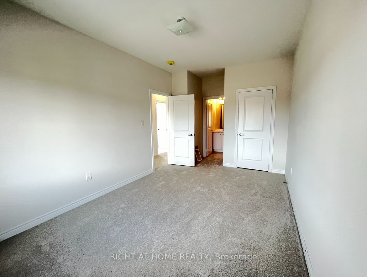 740 Apple Terrace Property Photo 17