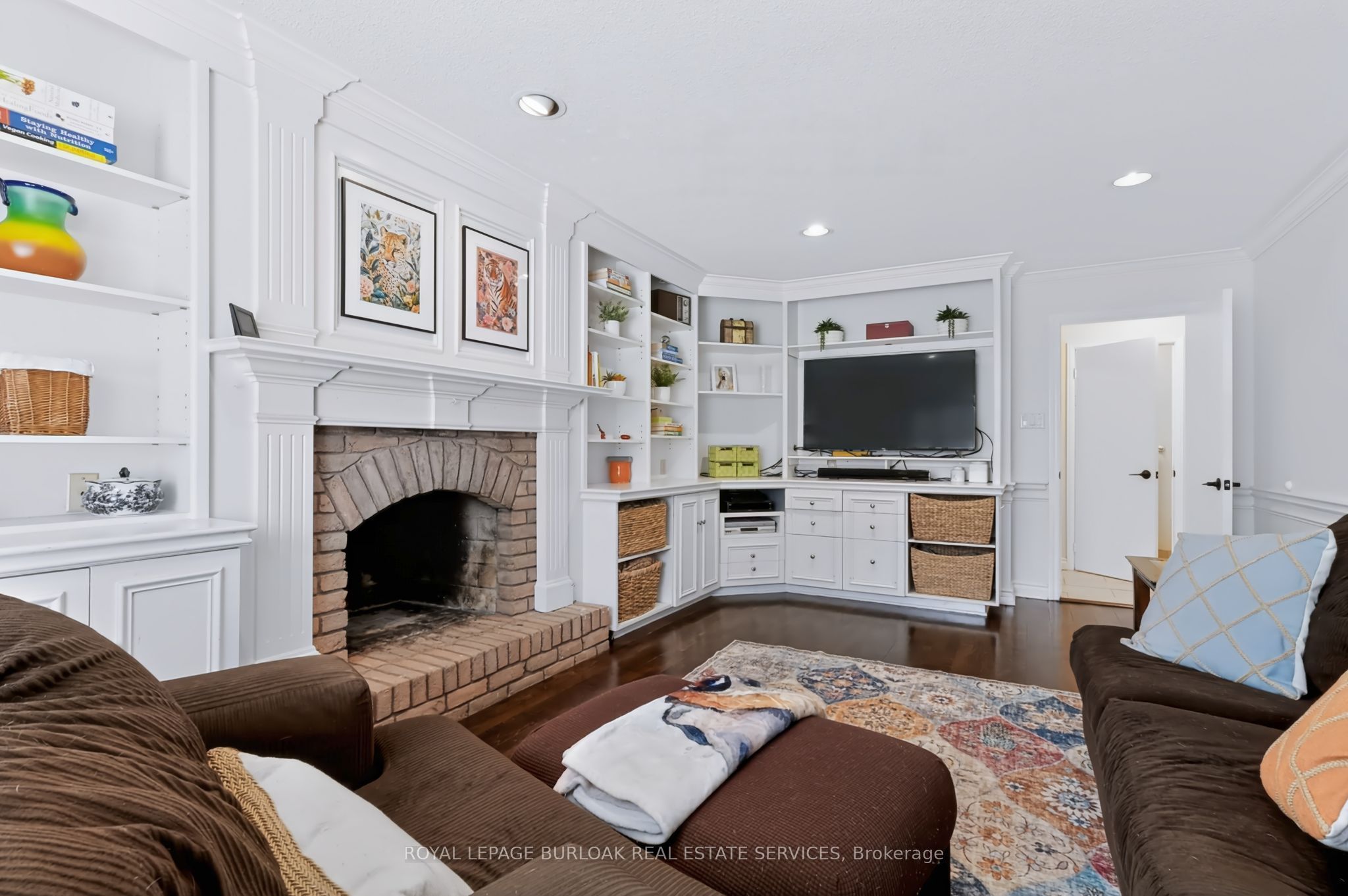 4248 Dunvegan Road Property Photo 14