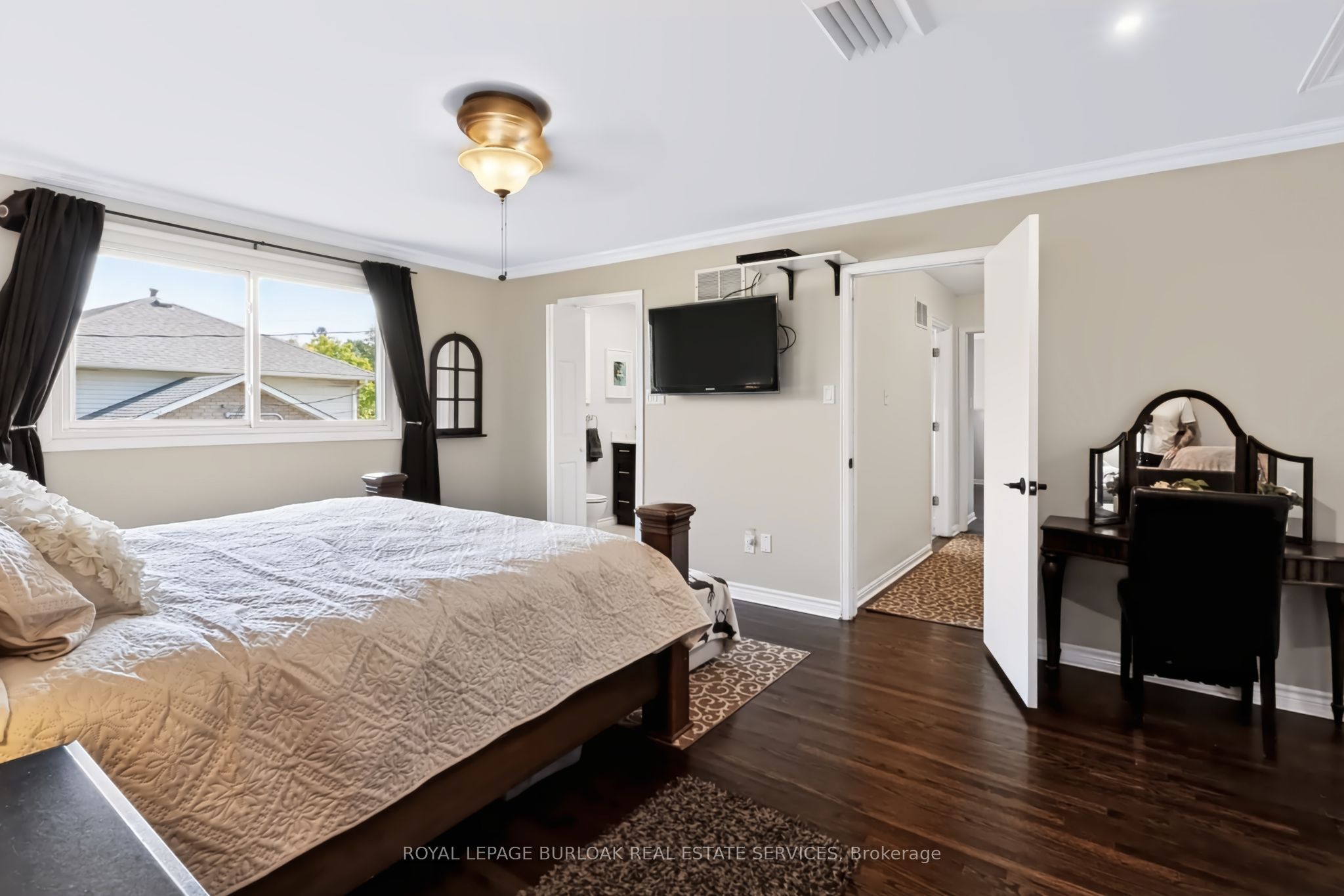 4248 Dunvegan Road Property Photo 19