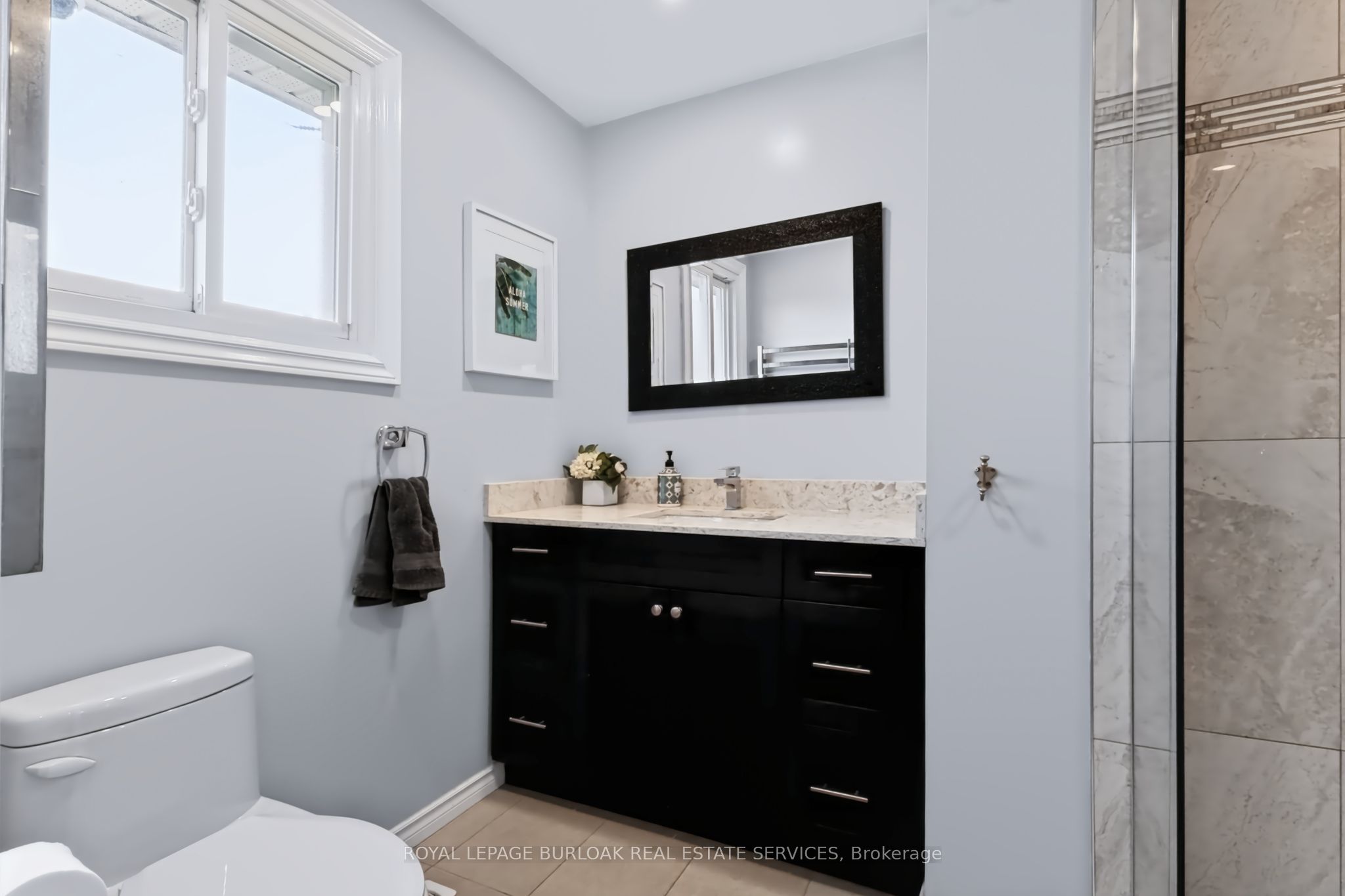 4248 Dunvegan Road Property Photo 20