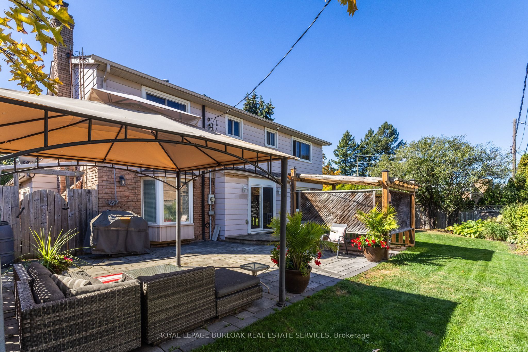 4248 Dunvegan Road Property Photo 38