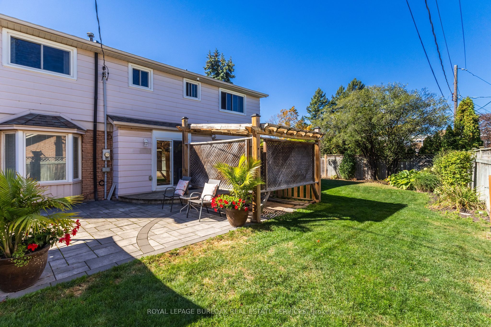 4248 Dunvegan Road Property Photo 39