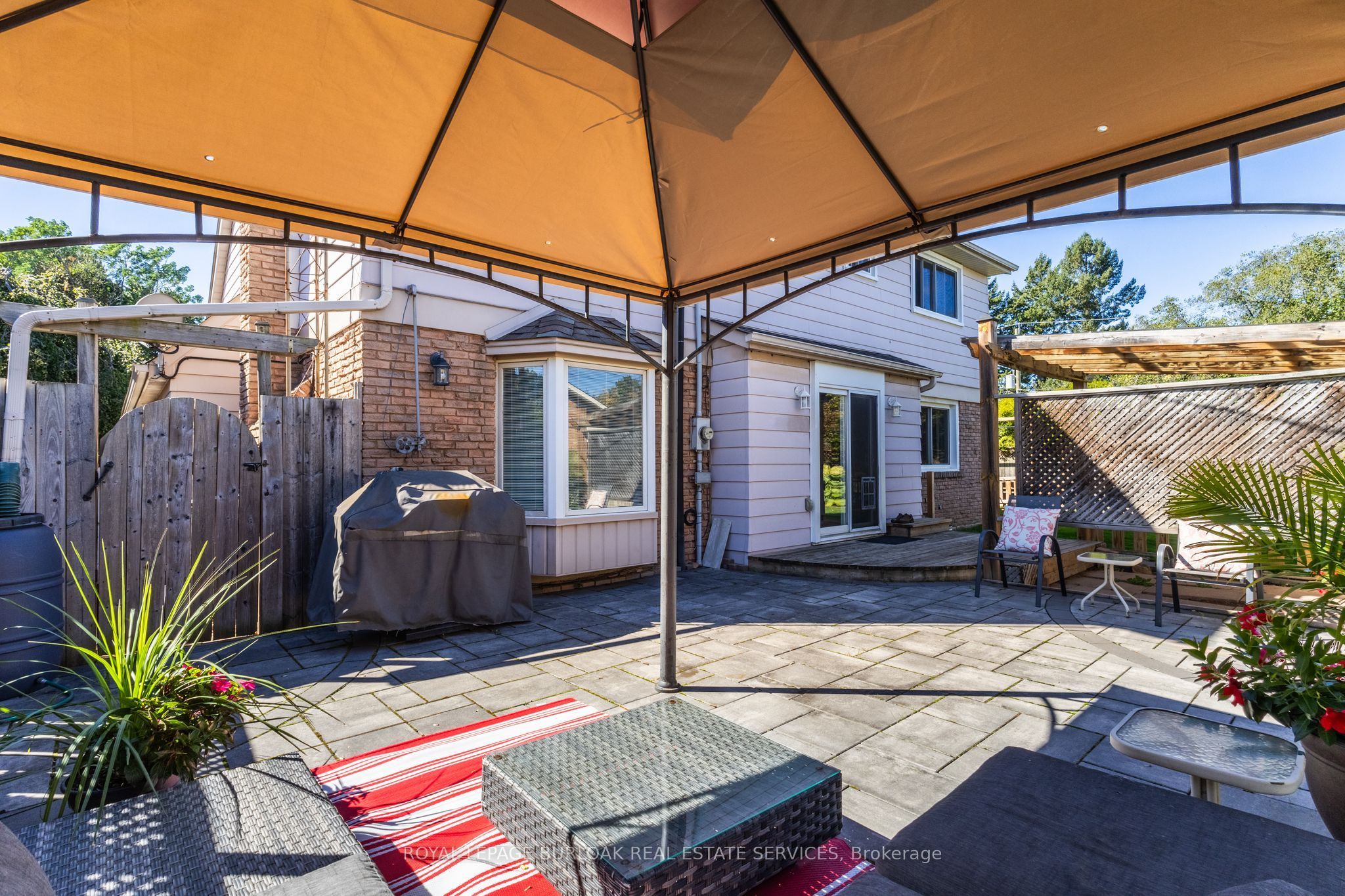 4248 Dunvegan Road Property Photo 40