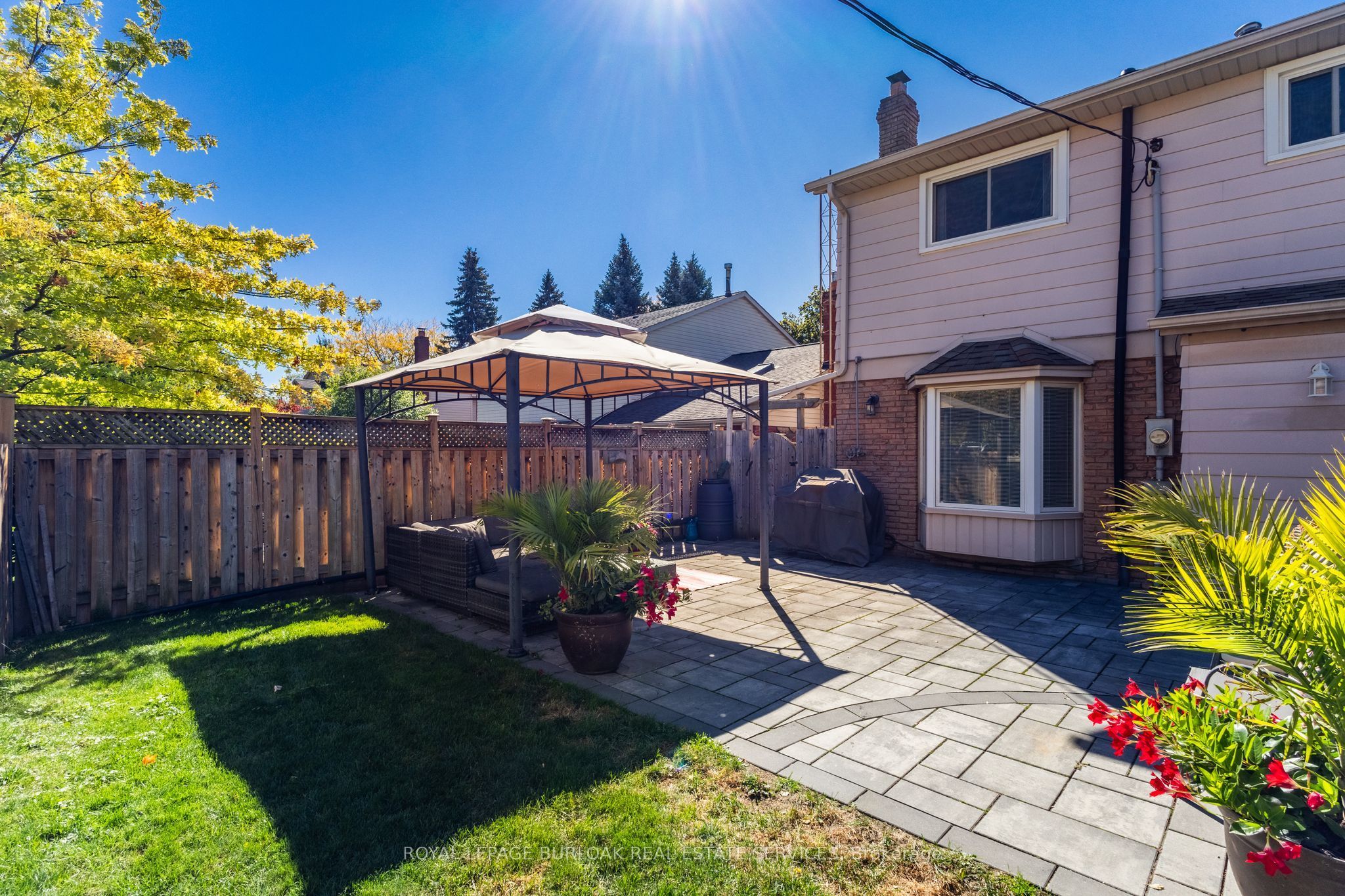 4248 Dunvegan Road Property Photo 41