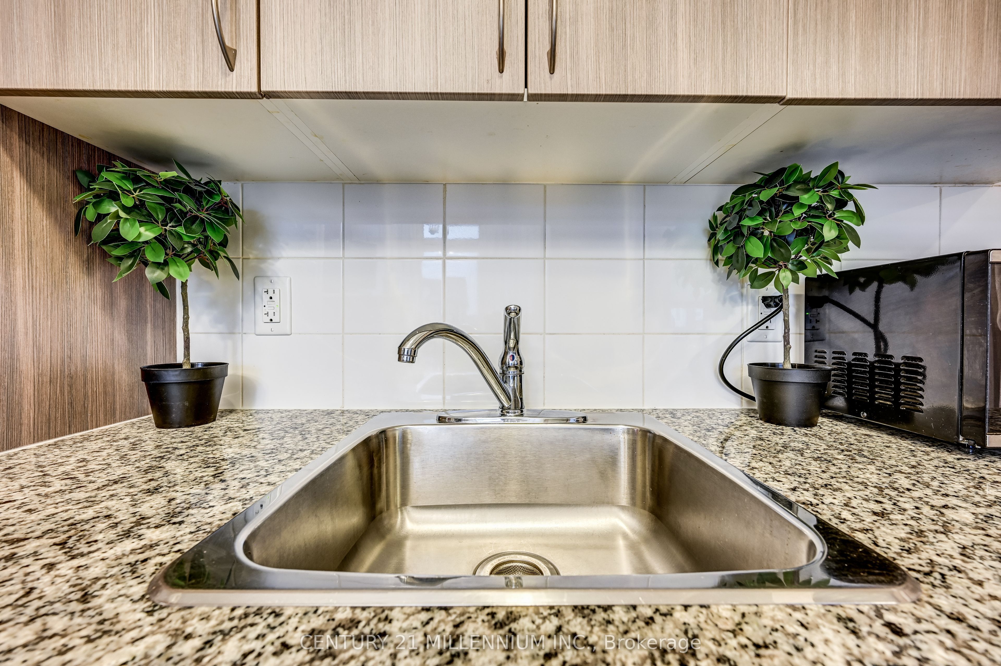 50 Sky Harbour Drive 201 Property Photo 20