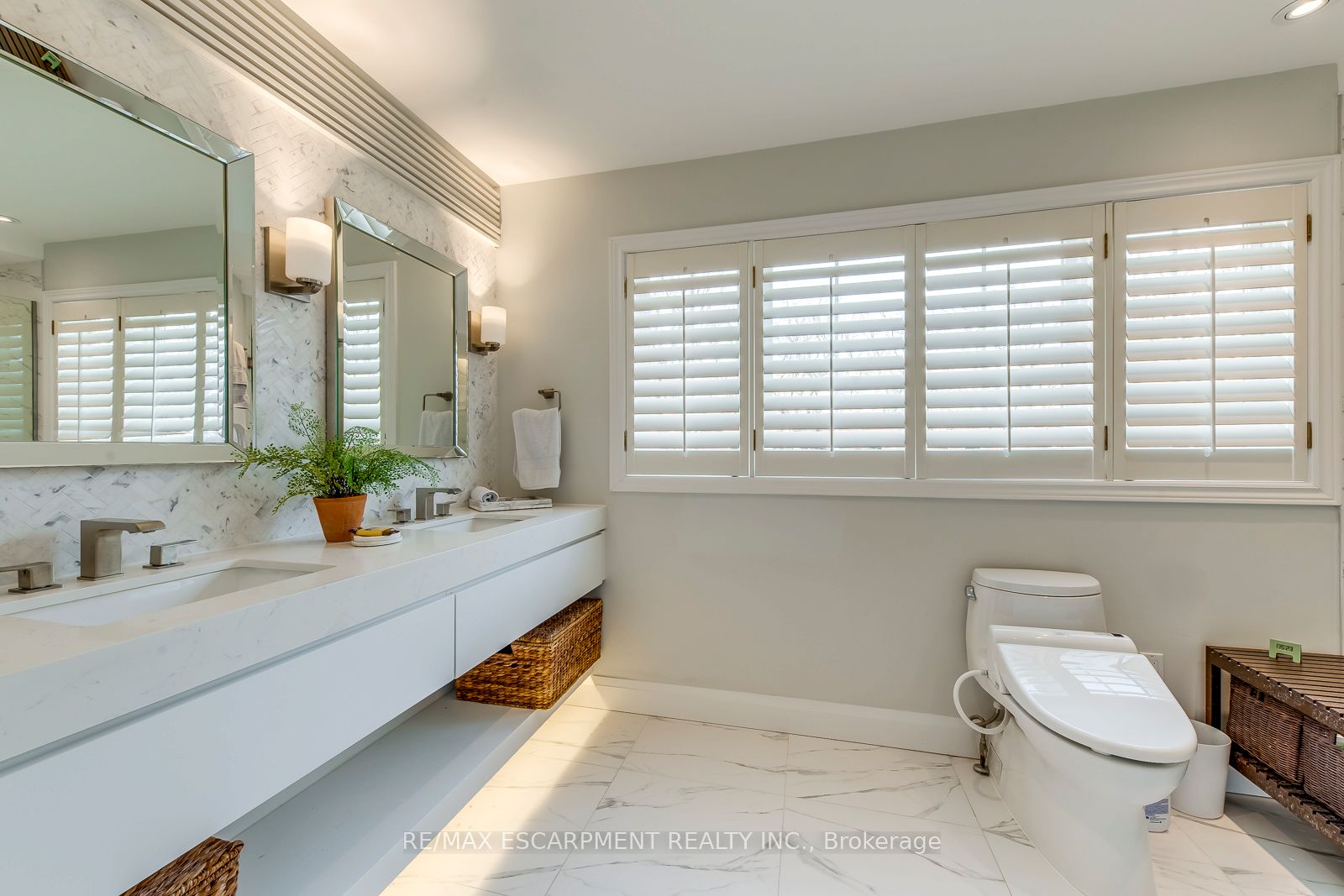 48 Forsythe Street Property Photo 26