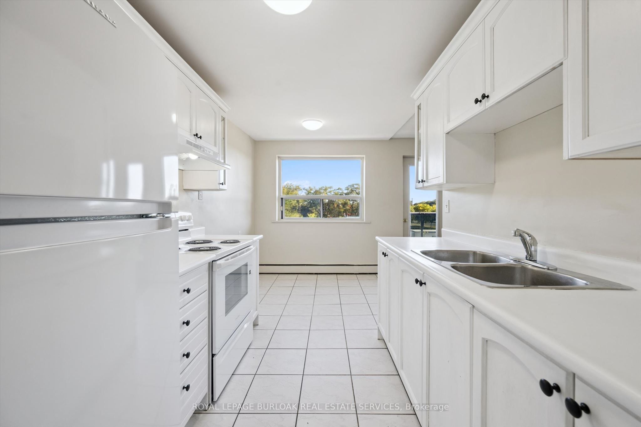 2411 New Street 405 Property Photo 17