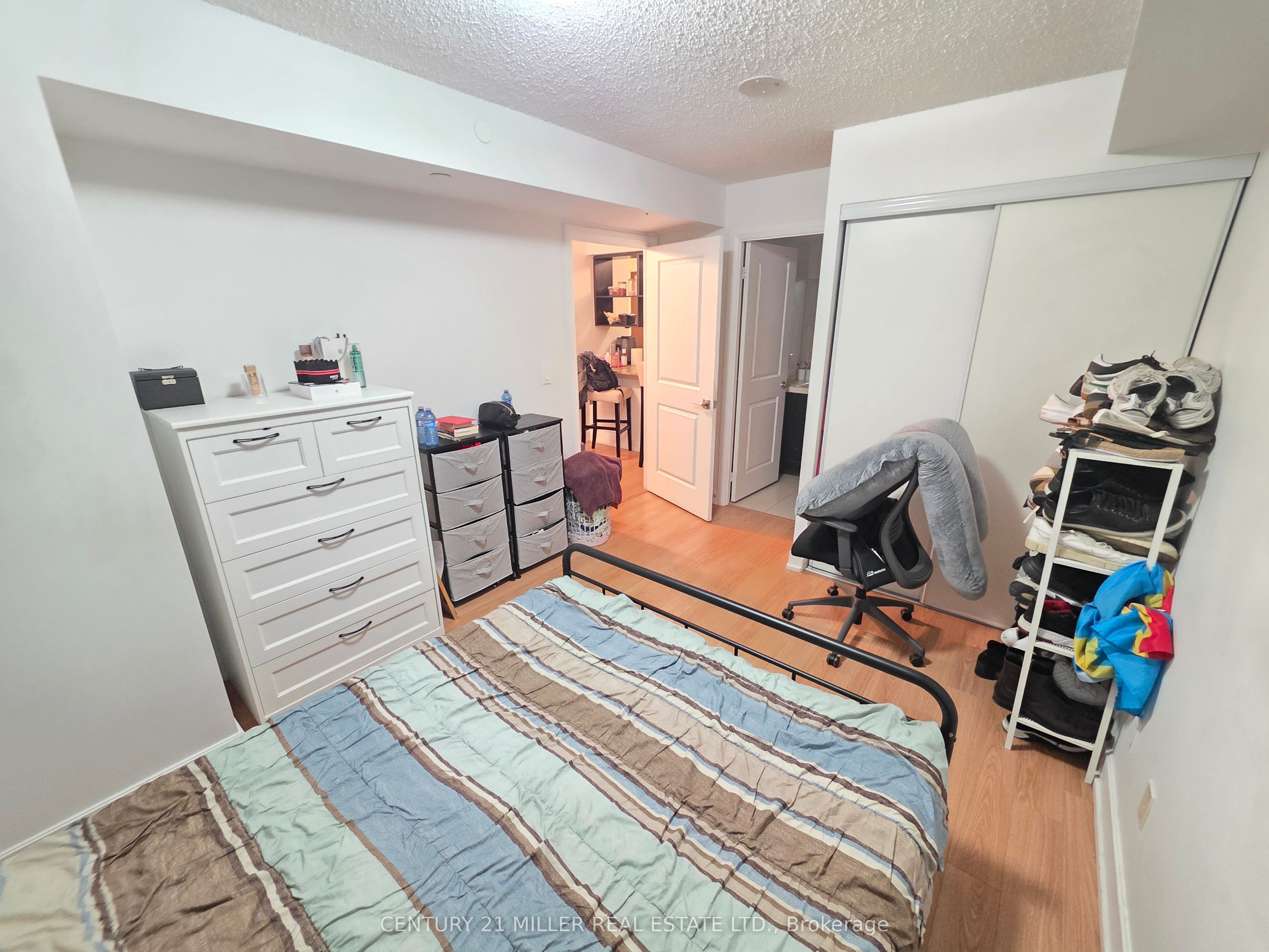 6 Eva Road 506 Property Photo 17