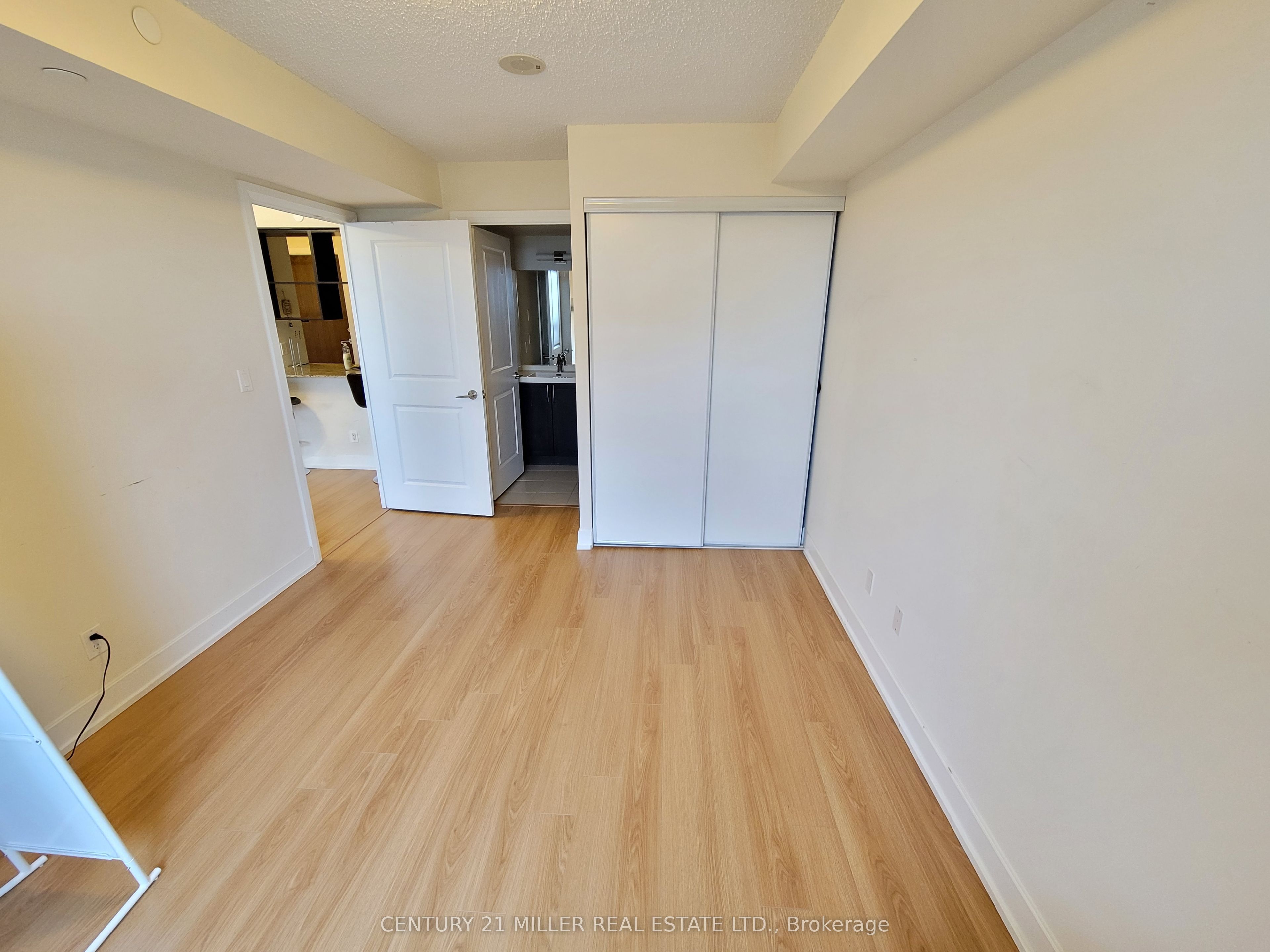 6 Eva Road 506 Property Photo 26