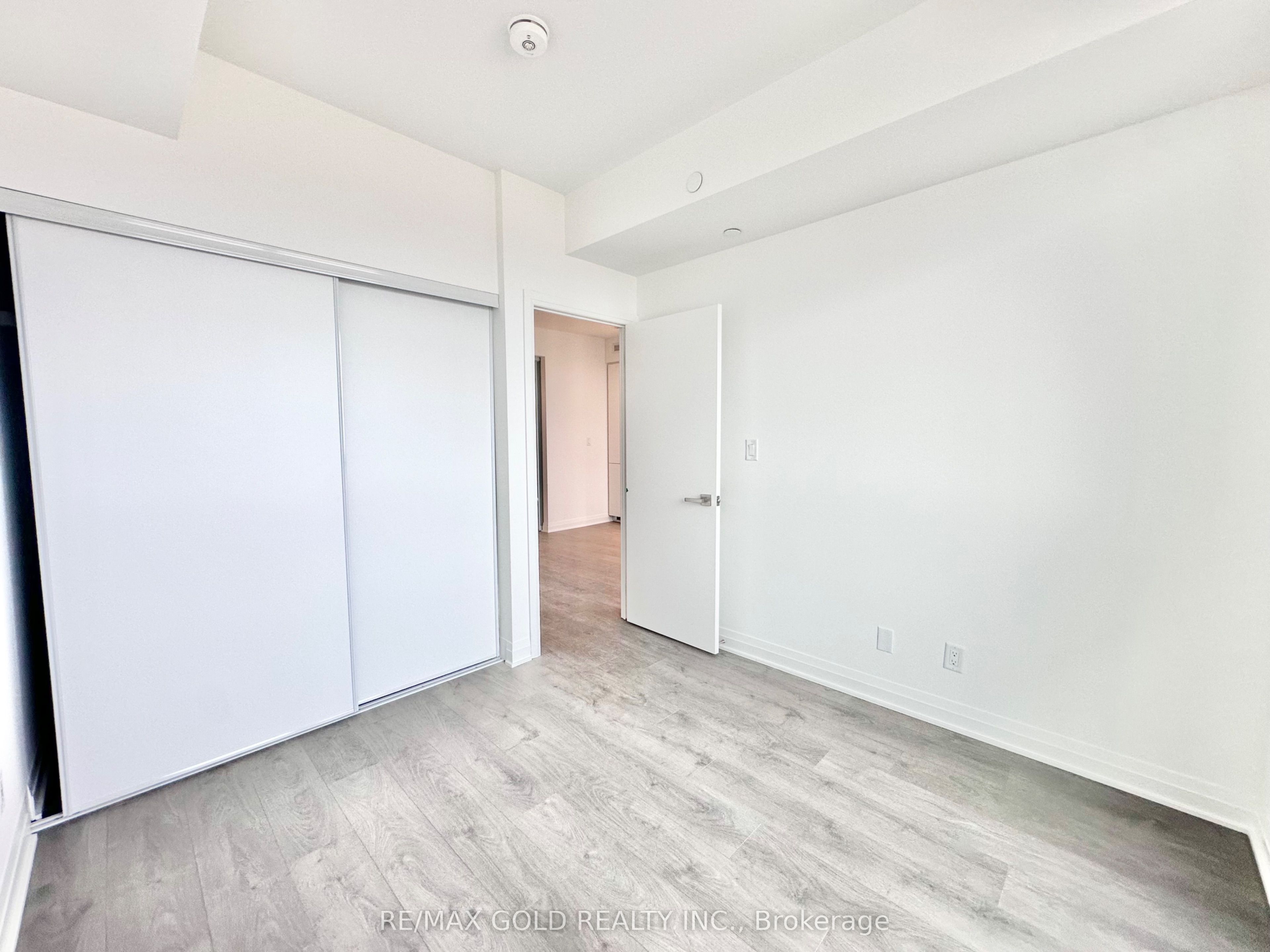 4015 The Exchange 5103 Property Photo 22