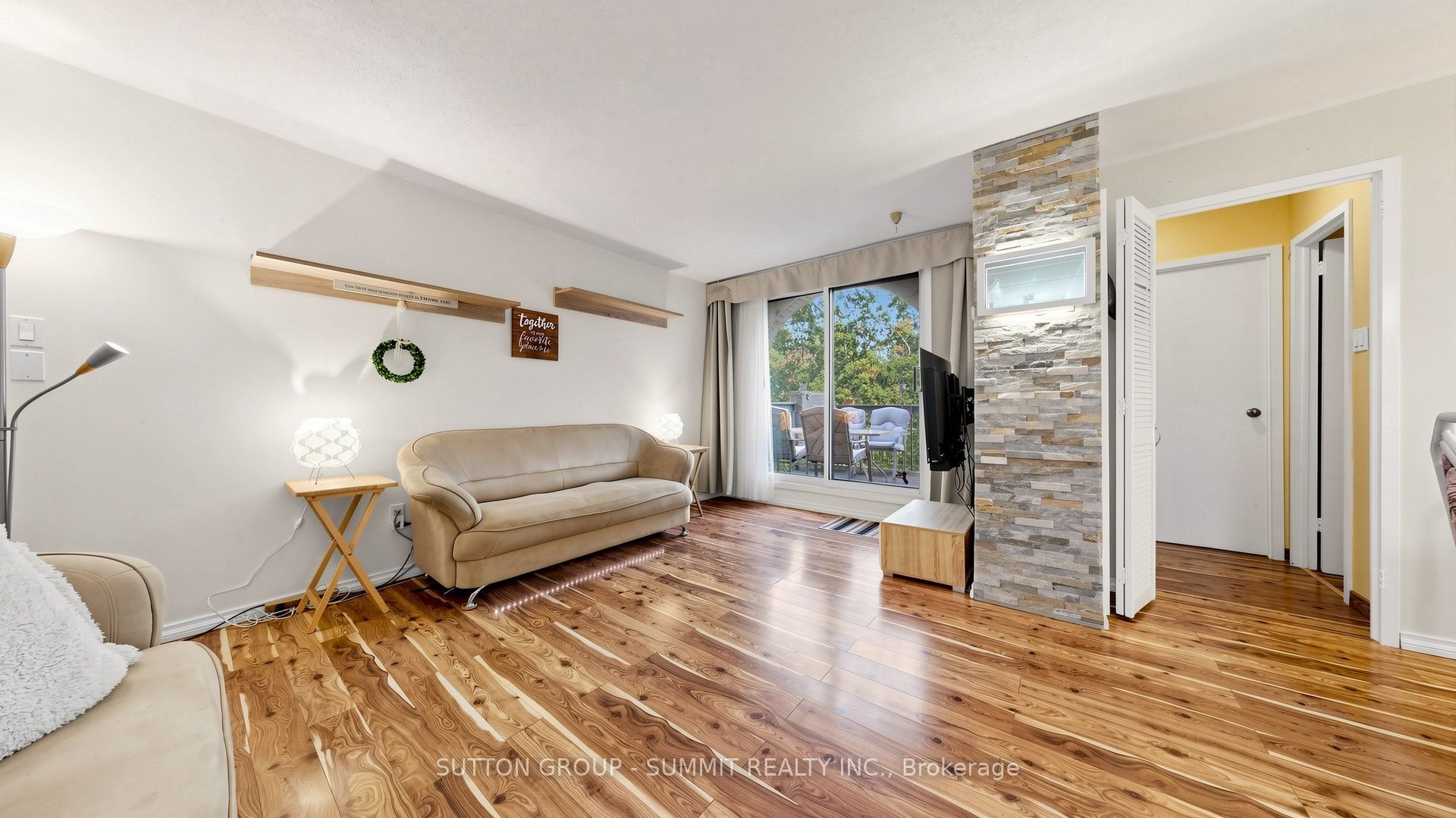 2095 Roche Court N 228 Property Photo 2