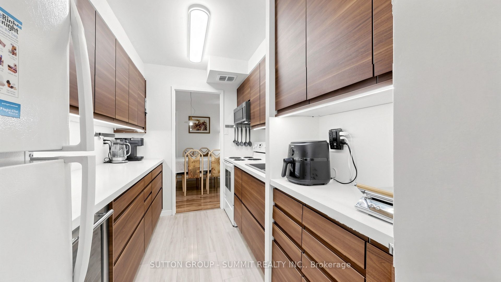 2095 Roche Court N 228 Property Photo 11
