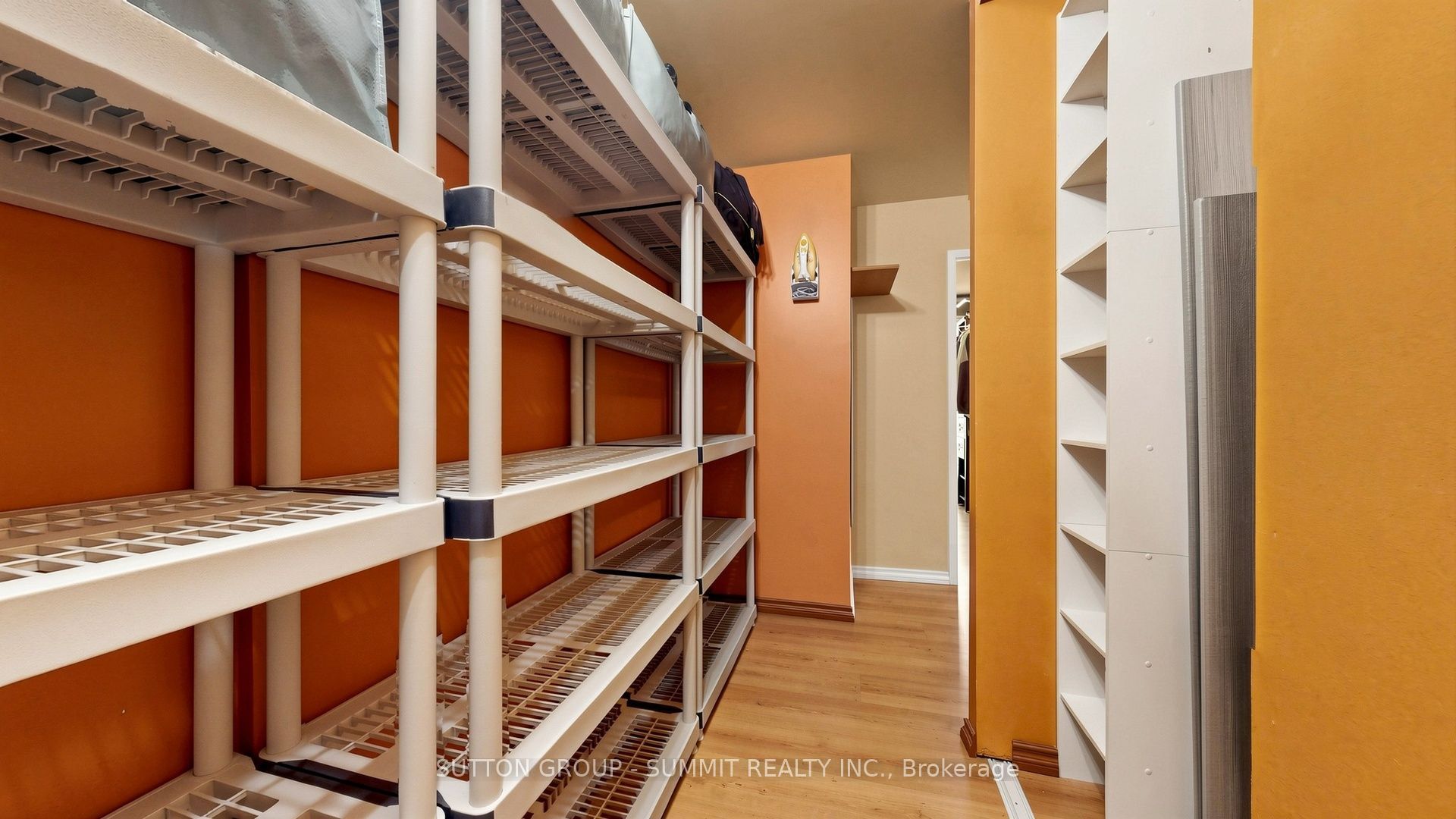 2095 Roche Court N 228 Property Photo 30