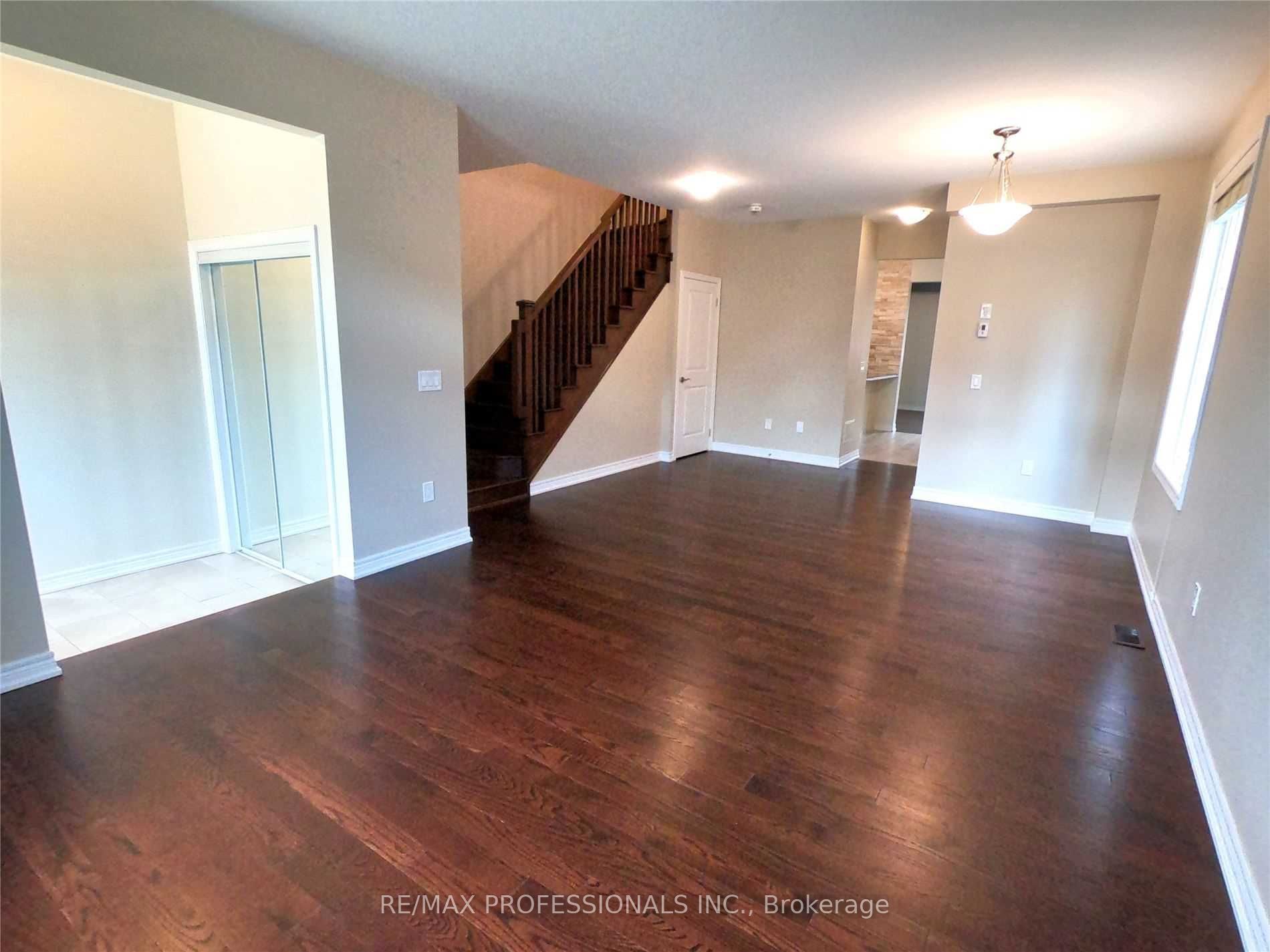 258 Inspire Boulevard Property Photo 3