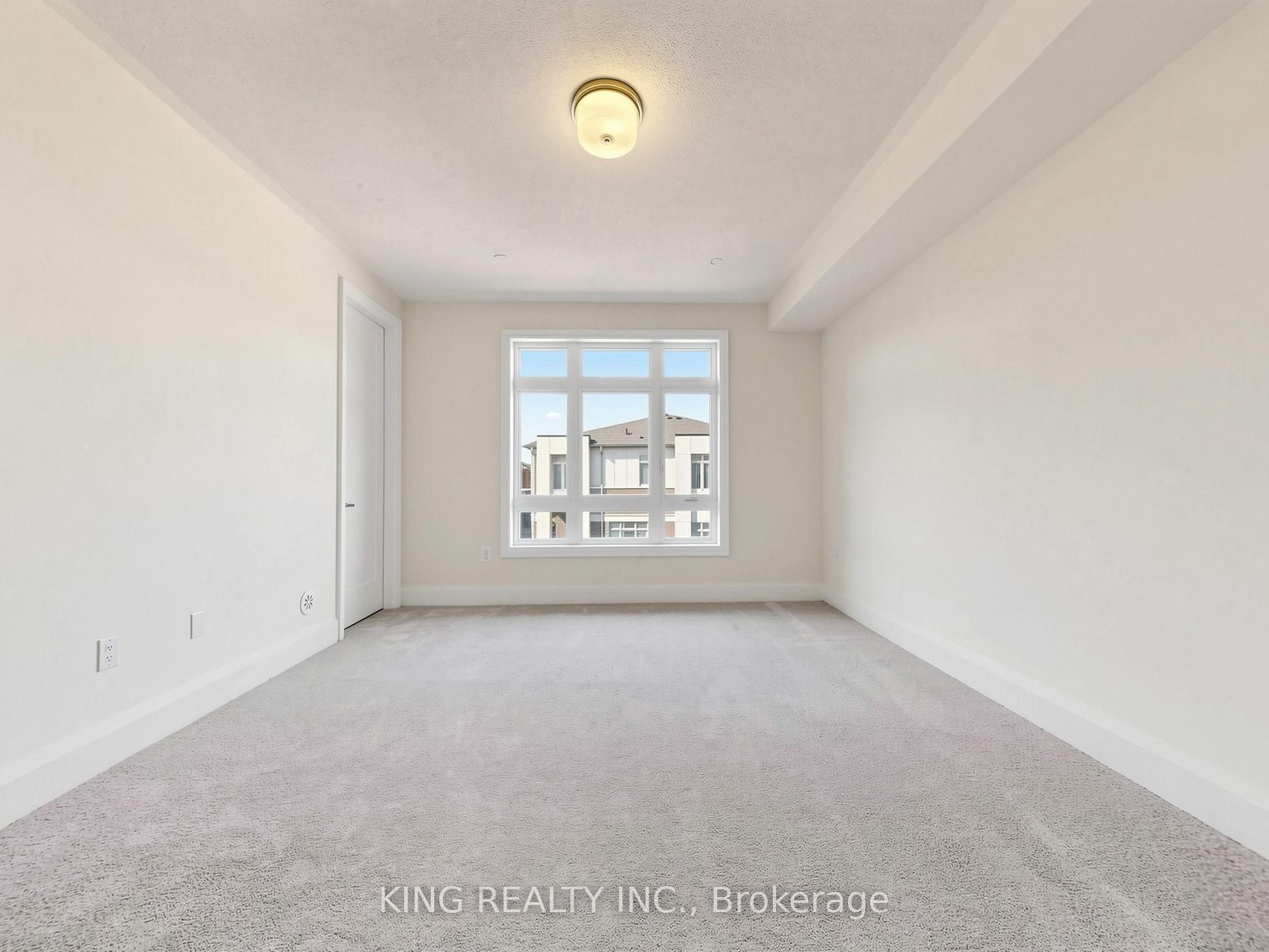 107 Jack Bowerbank Boulevard Property Photo 17