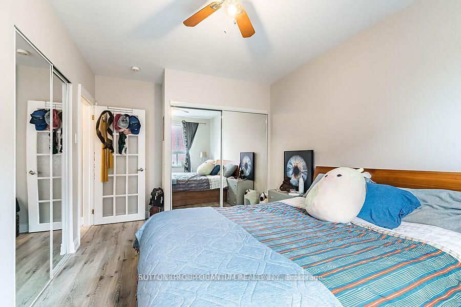 314 Lakeshore Road E Upper Apt #2 Property Photo 7