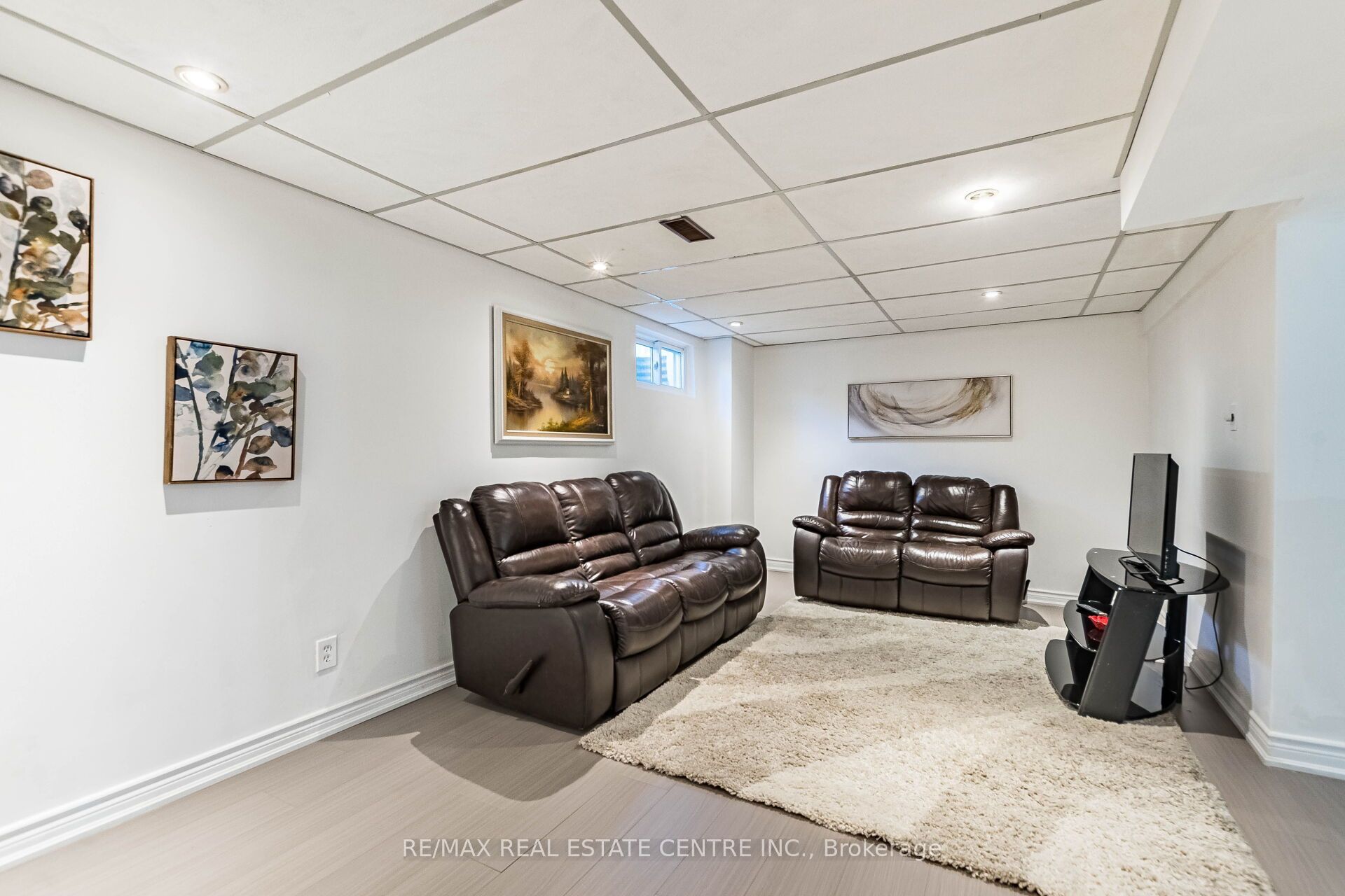 1153 Deer Run Property Photo 31