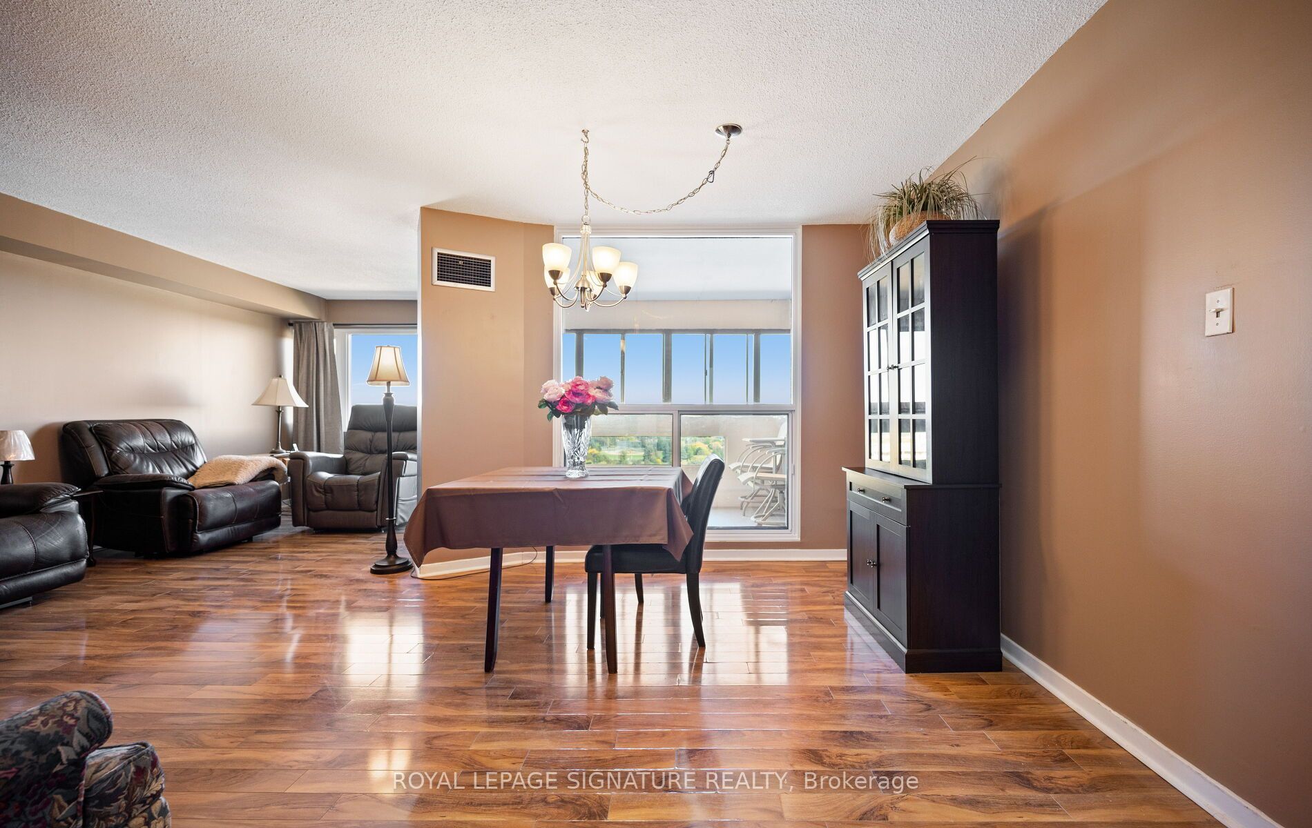1580 Mississauga Valley Boulevard 1406 Property Photo 10