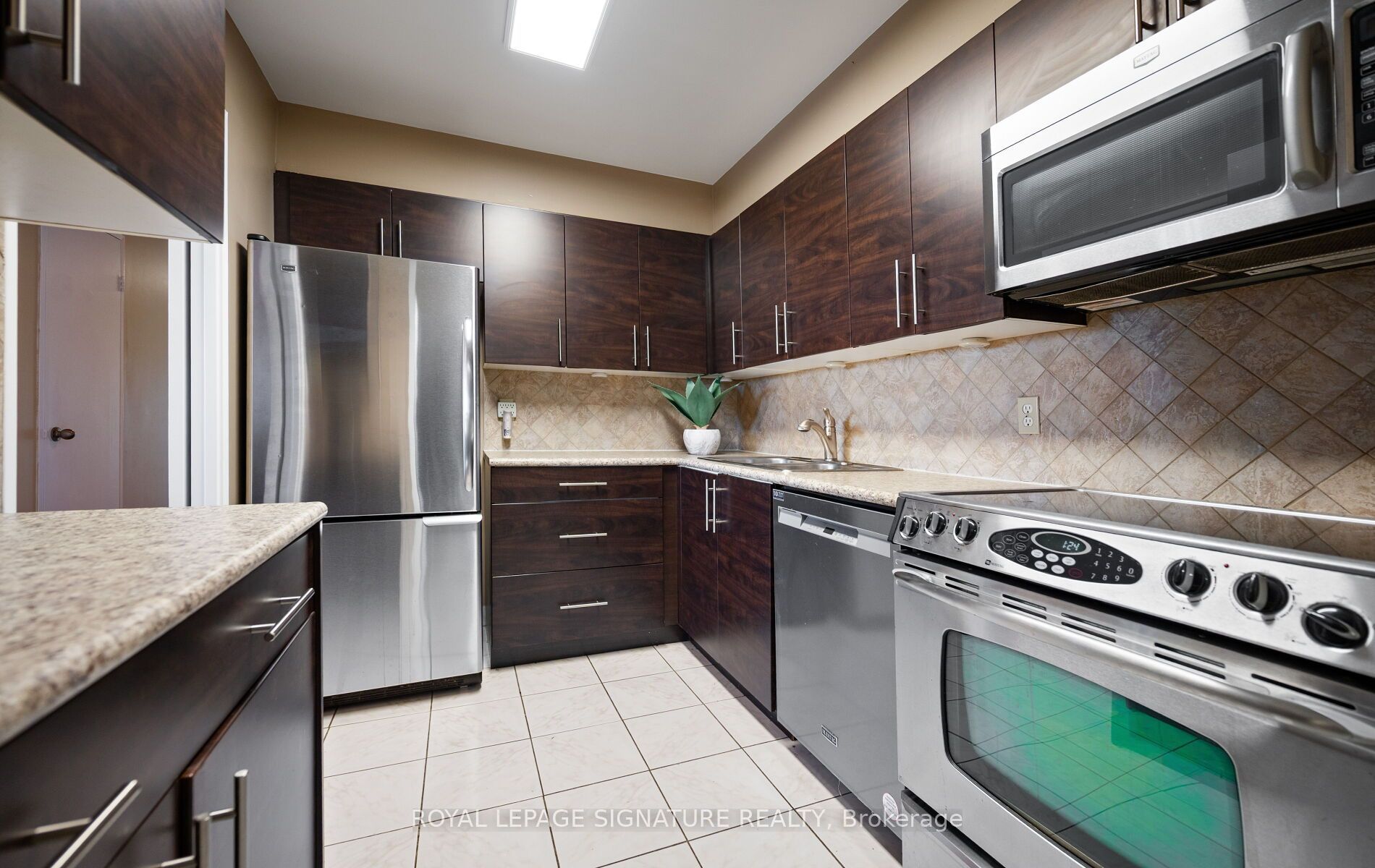 1580 Mississauga Valley Boulevard 1406 Property Photo 20