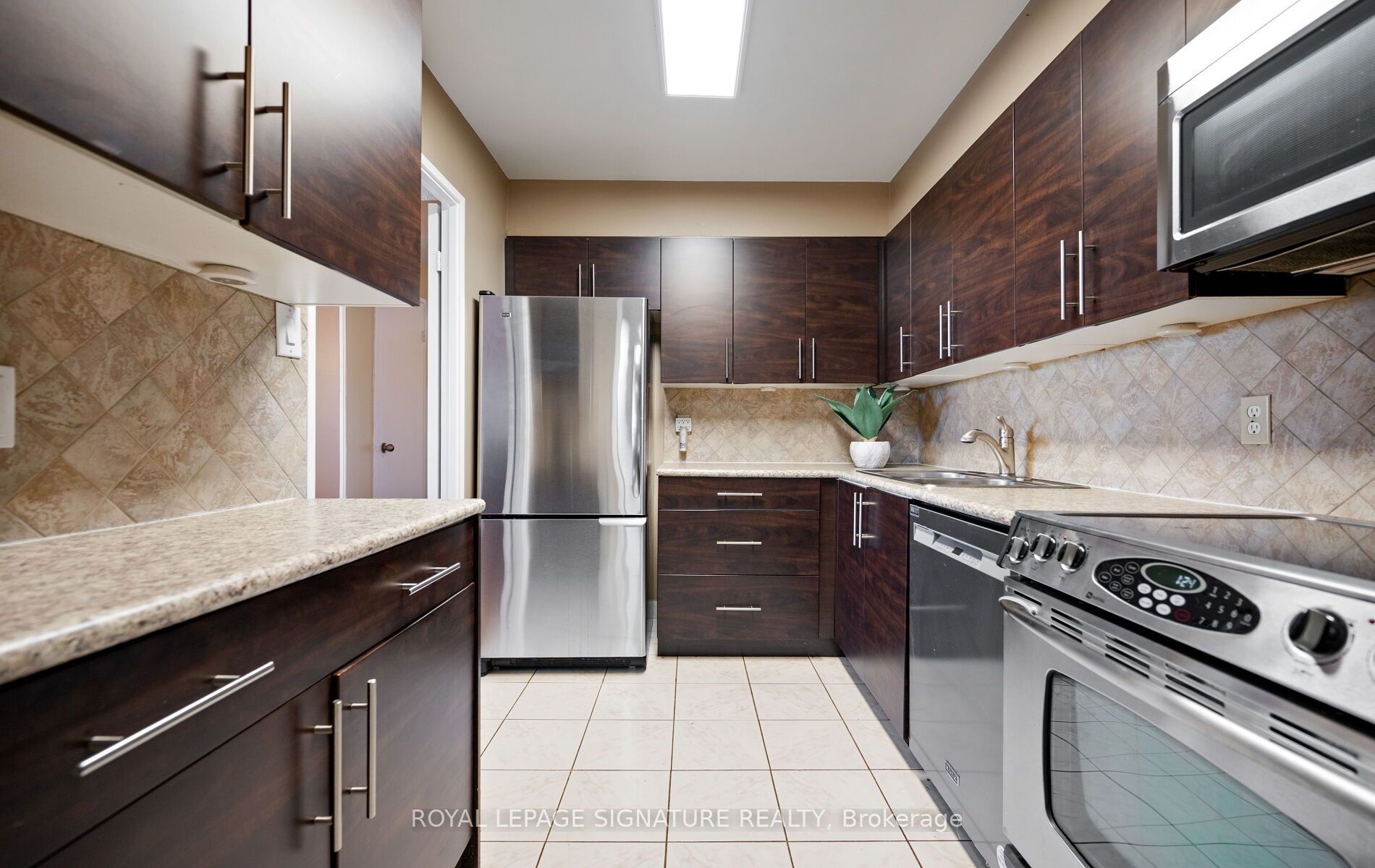 1580 Mississauga Valley Boulevard 1406 Property Photo 21