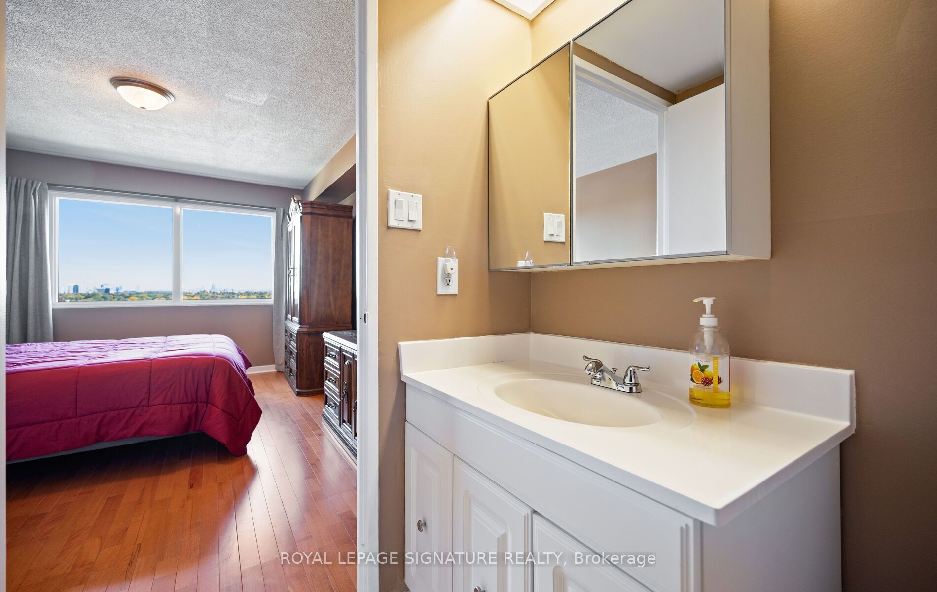 1580 Mississauga Valley Boulevard 1406 Property Photo 32