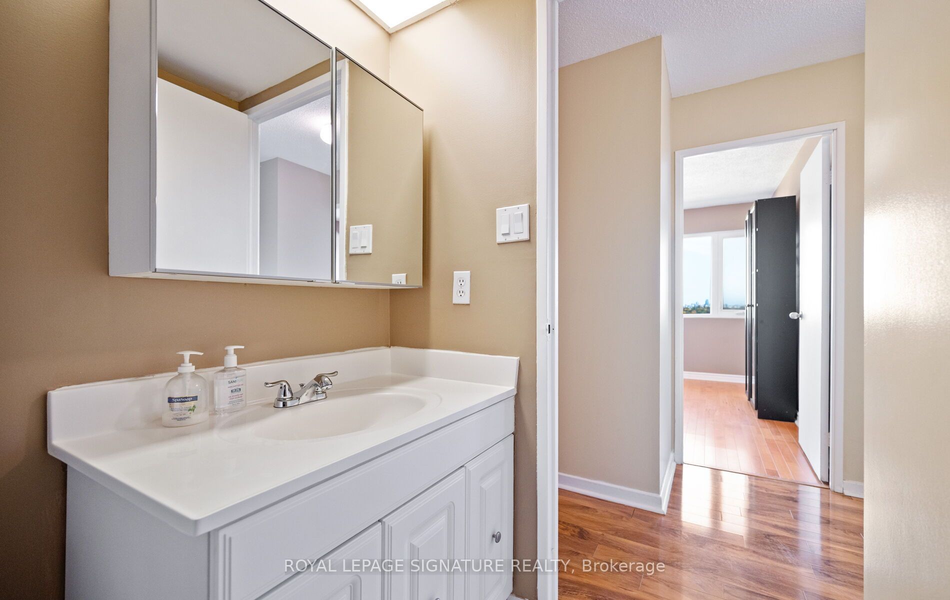1580 Mississauga Valley Boulevard 1406 Property Photo 45