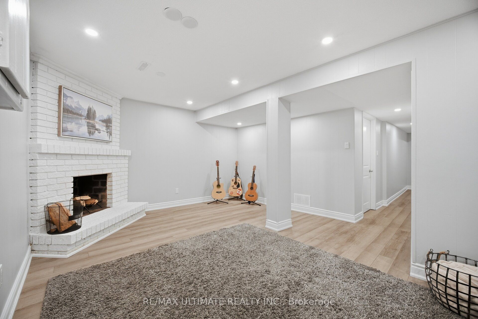 2120 Rathburn Road E 63 Property Photo 16