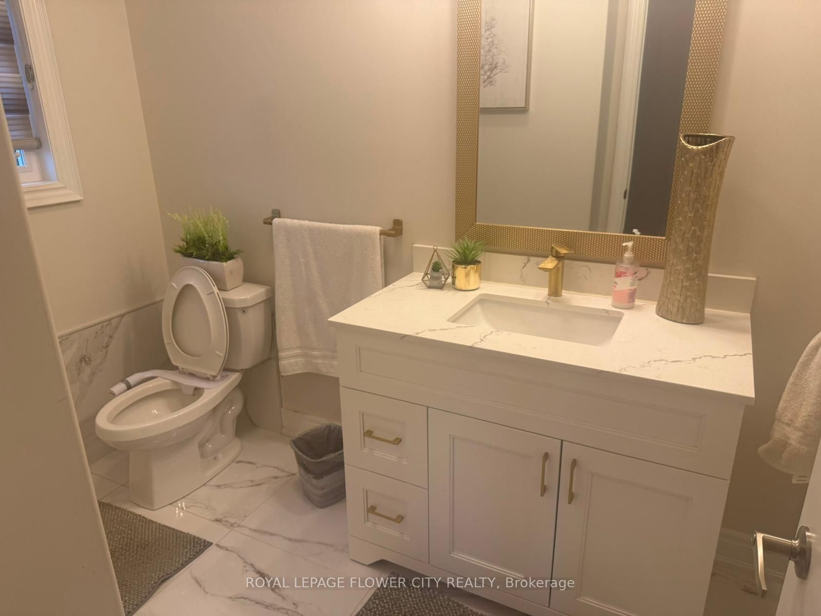 40 Seymour Road Property Photo 1