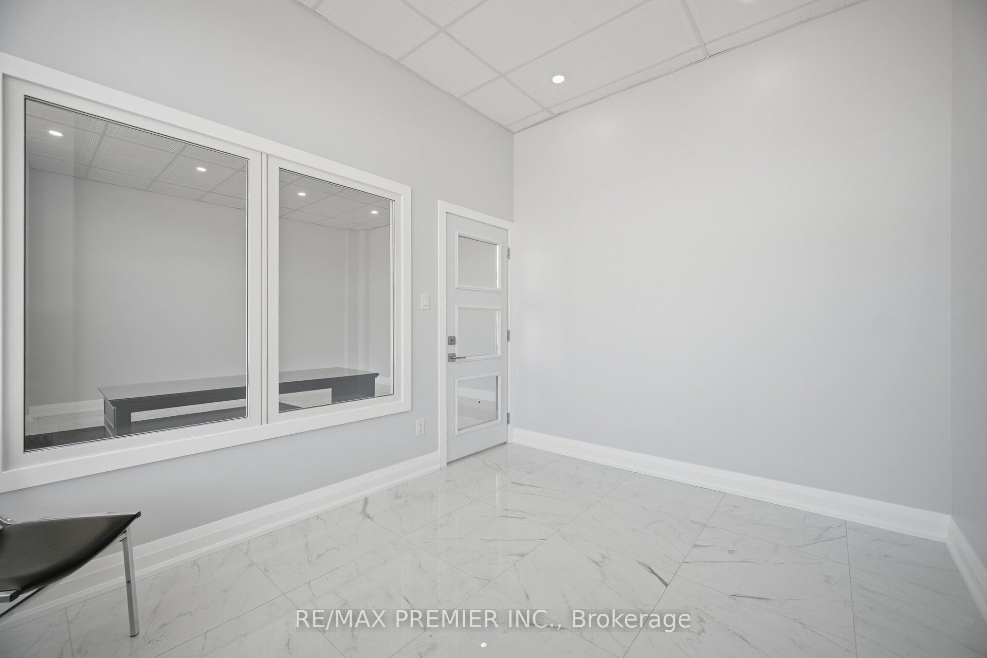 34 Rivalda Road E Property Photo 19