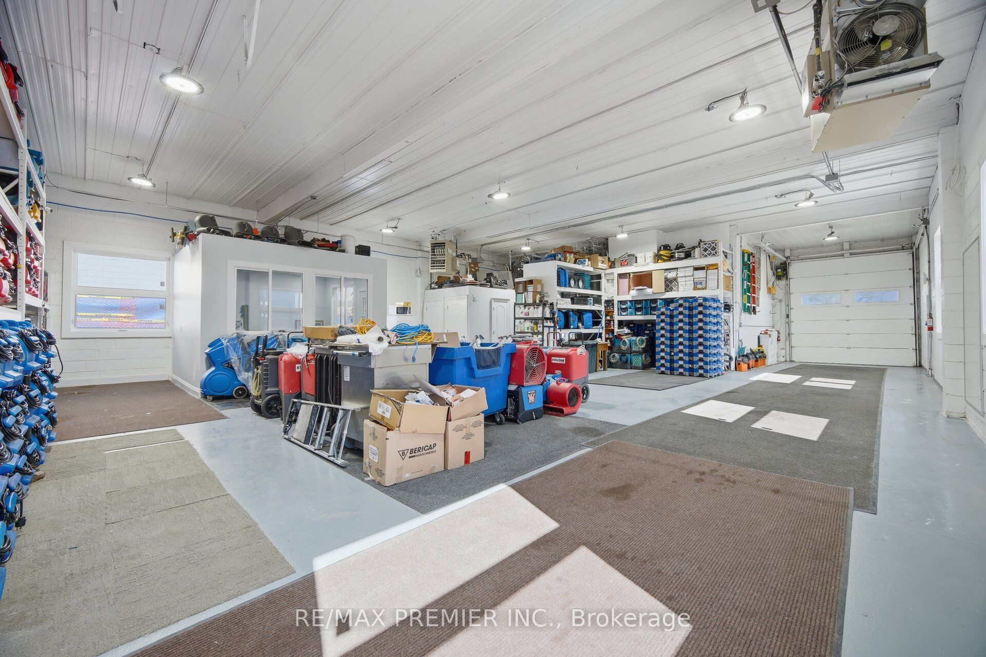 34 Rivalda Road E Property Photo 28