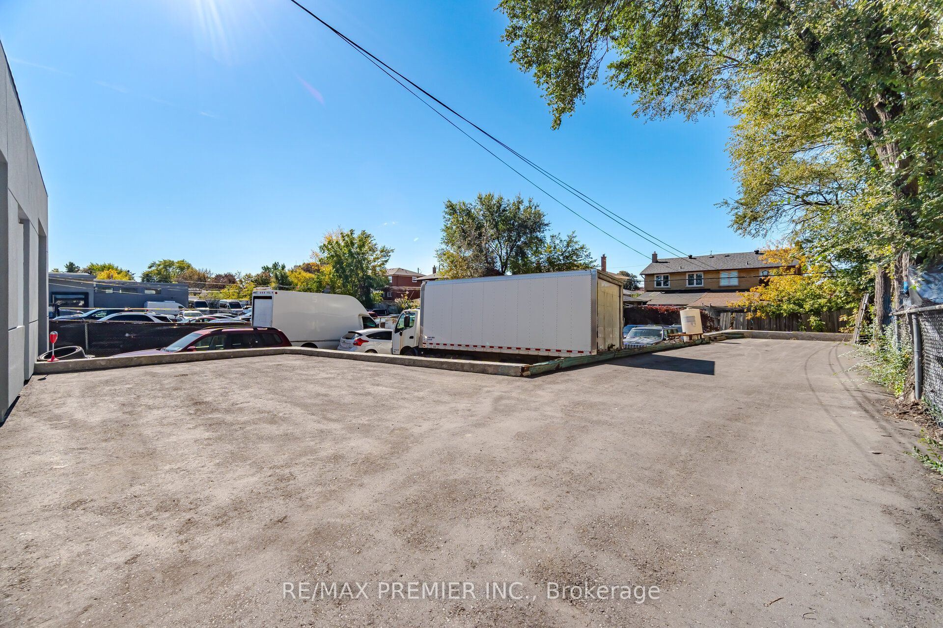 34 Rivalda Road E Property Photo 44