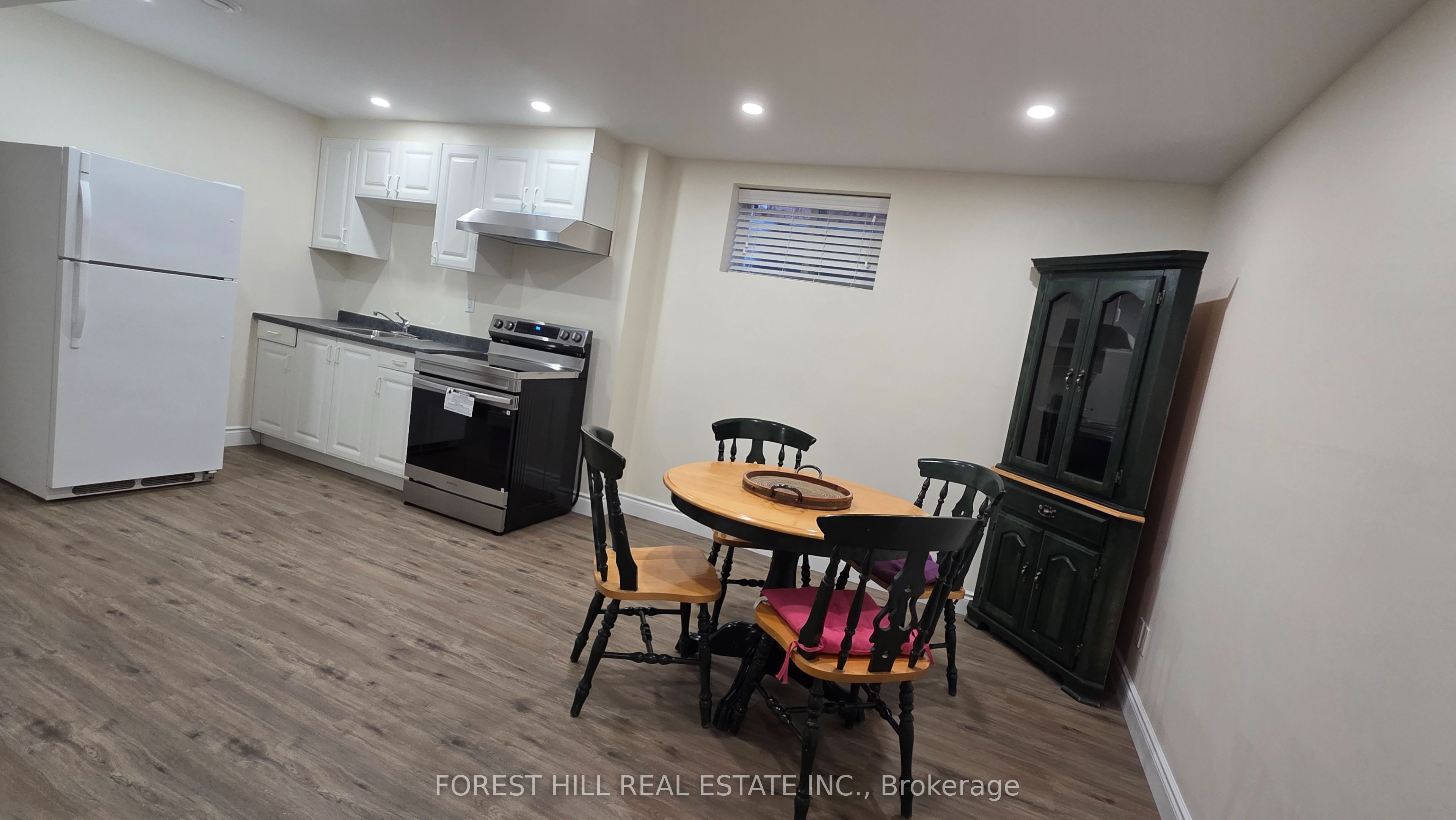 957 Sonoma Court Property Photo 1