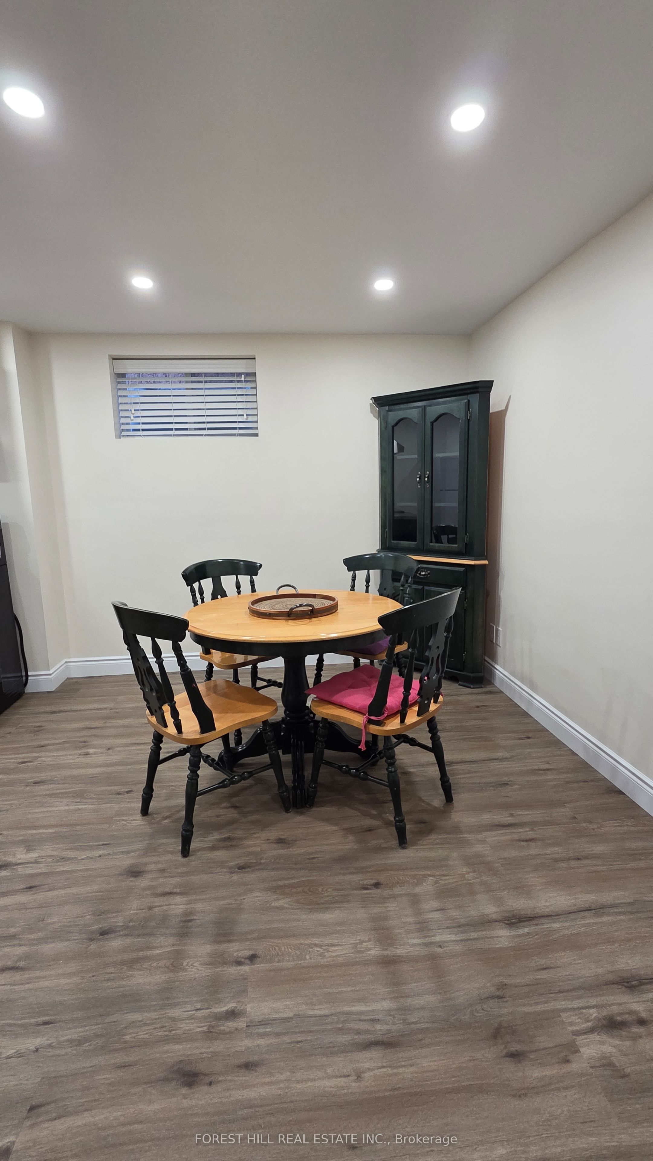 957 Sonoma Court Property Photo 4