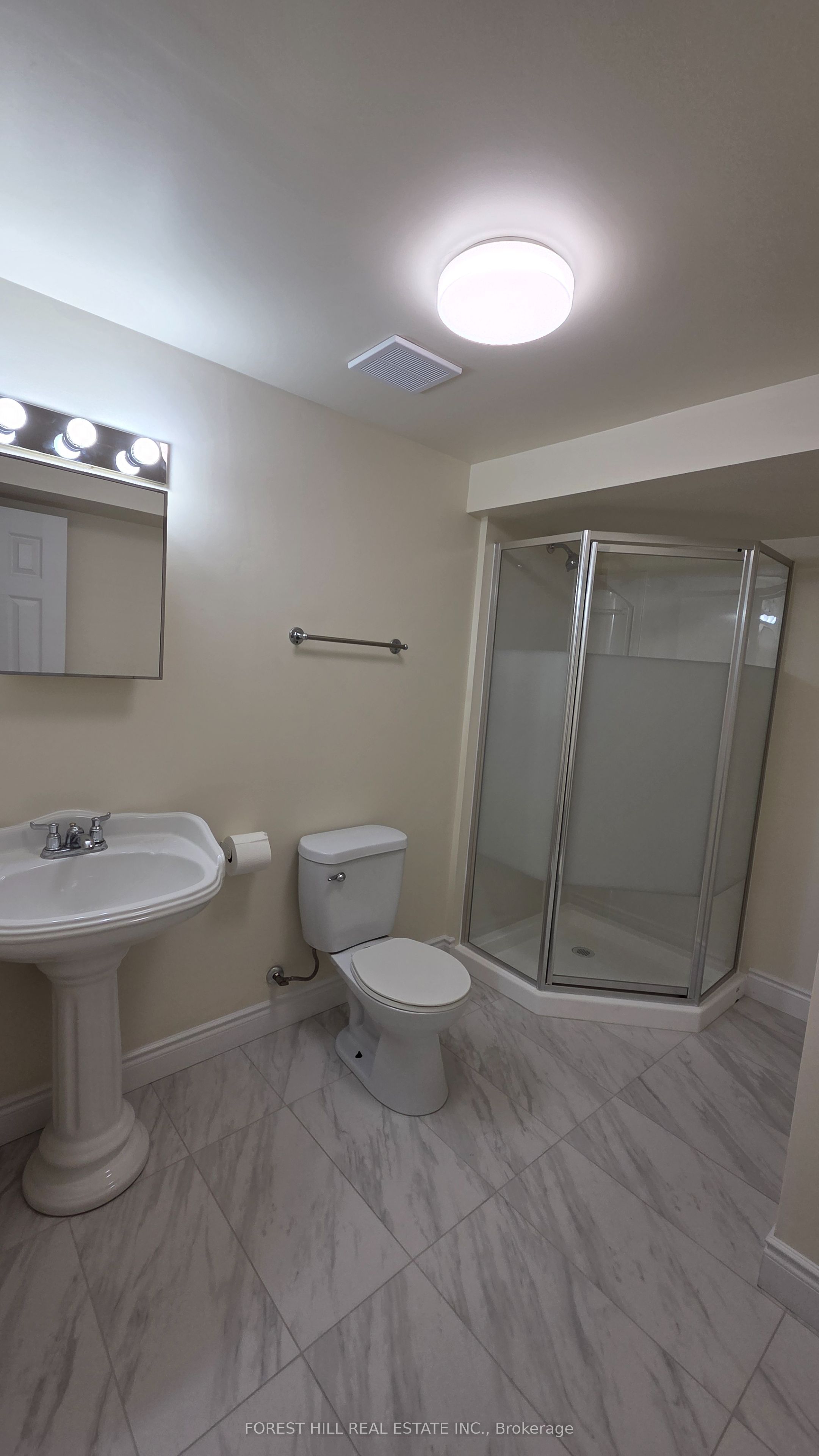 957 Sonoma Court Property Photo 7