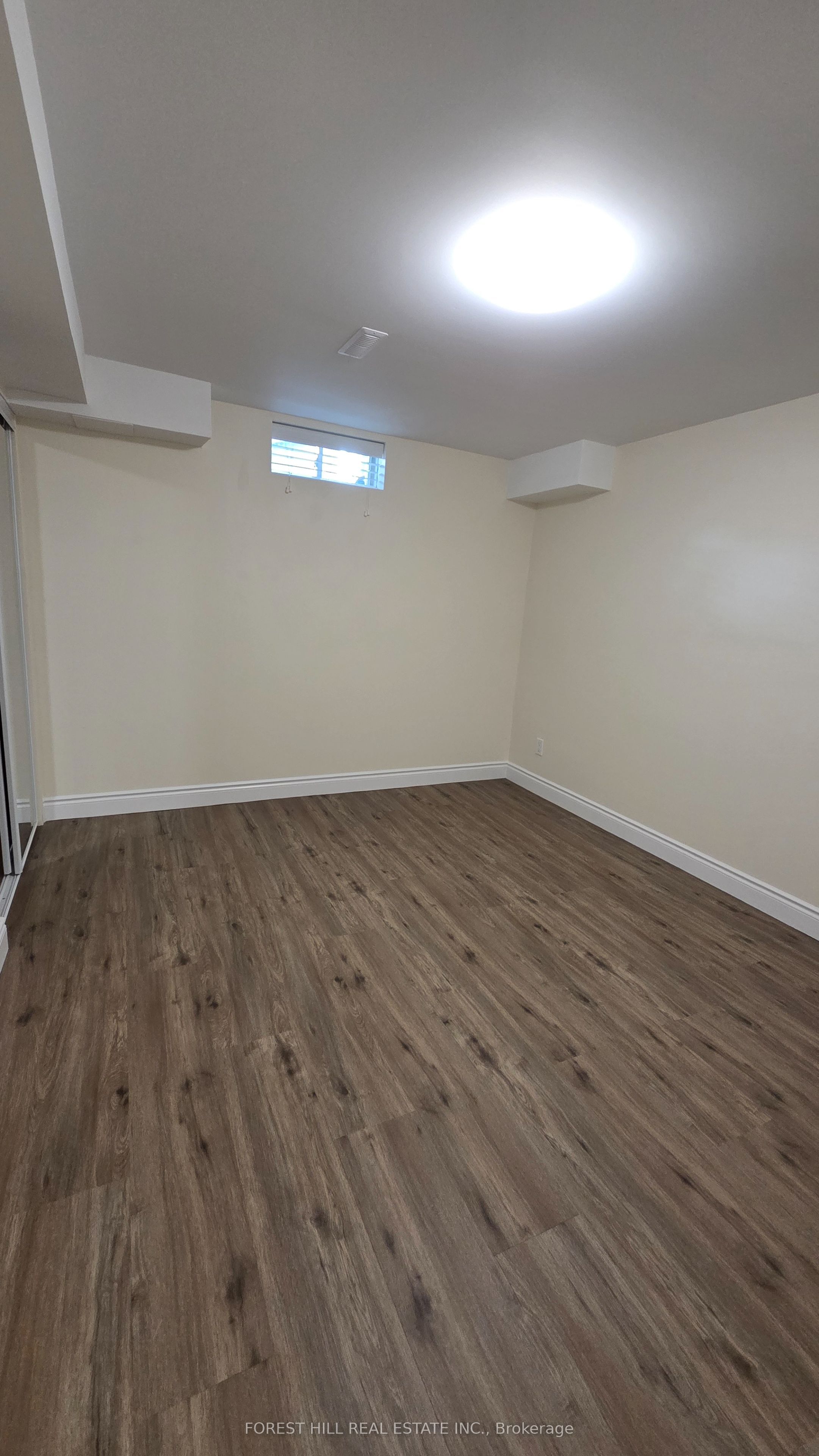 957 Sonoma Court Property Photo 8